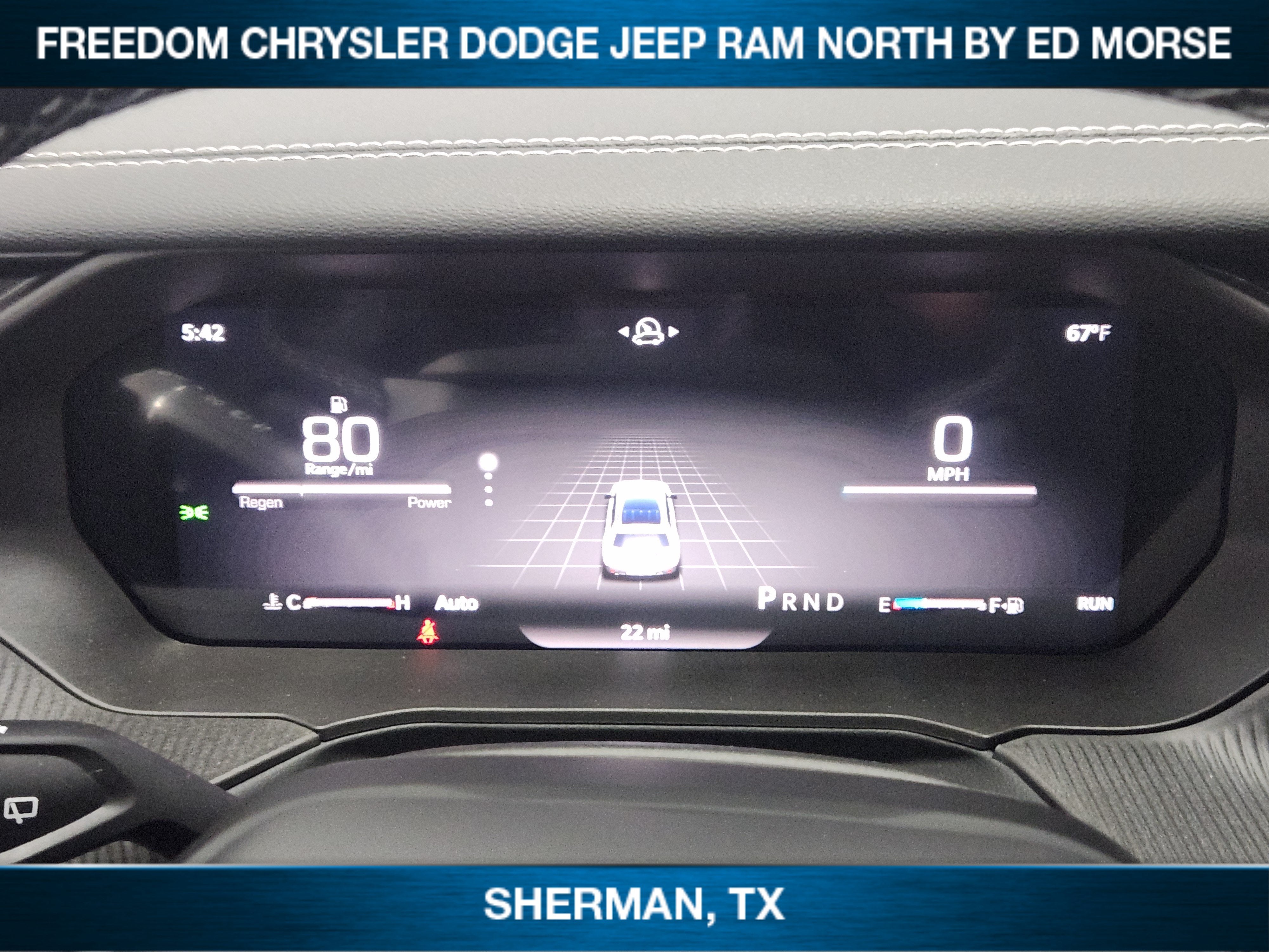 2027 Jeep Cherokee CHEROKEE LAREDO 4X4
