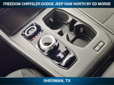 2027 Jeep Cherokee CHEROKEE LAREDO 4X4
