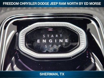 2027 Jeep Cherokee CHEROKEE LAREDO 4X4