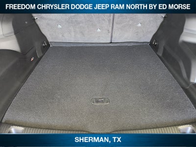 2027 Jeep Cherokee CHEROKEE LAREDO 4X4