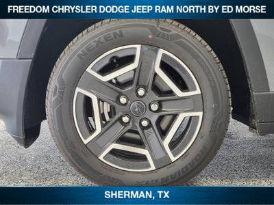 2027 Jeep Cherokee CHEROKEE LAREDO 4X4