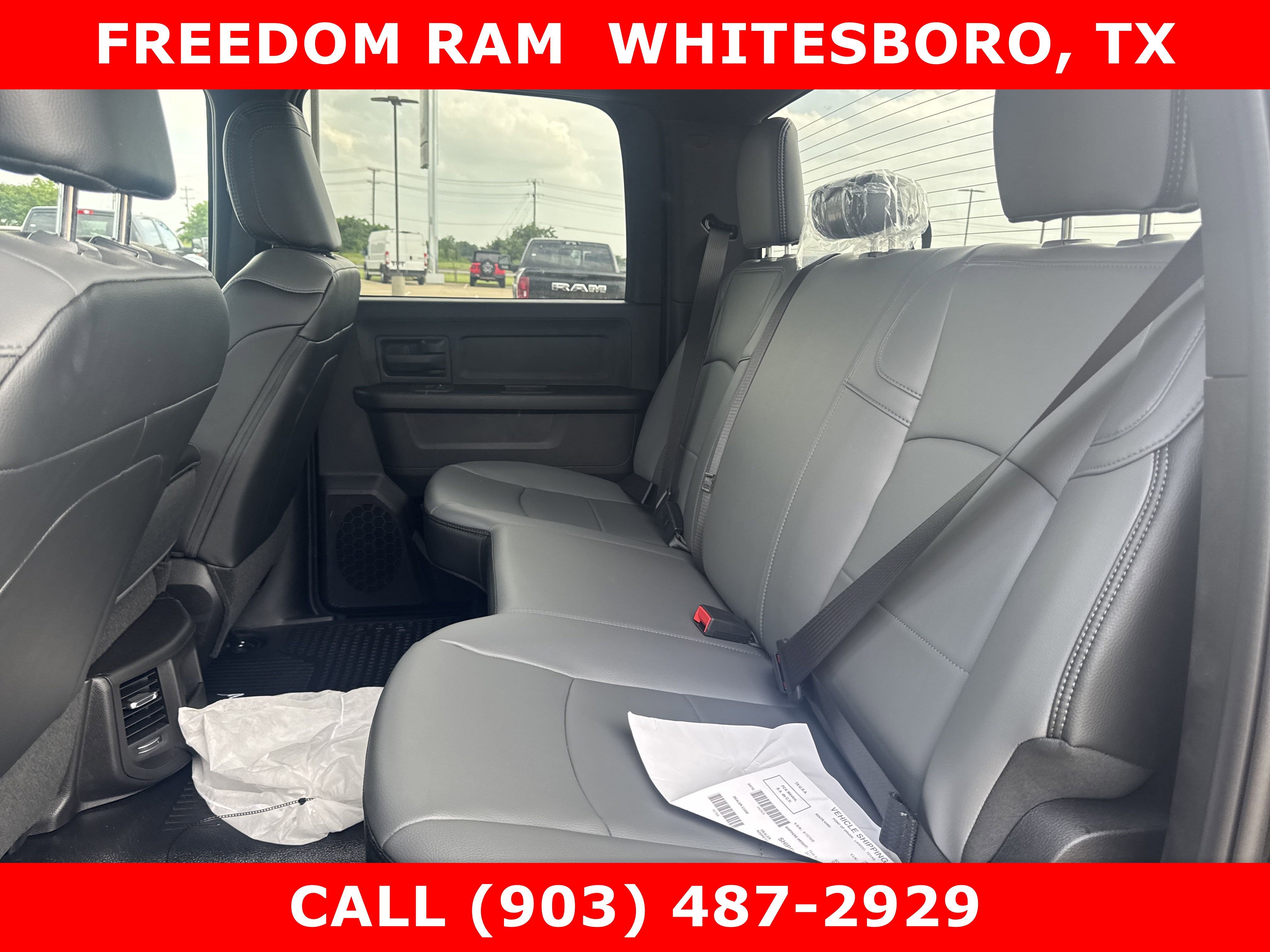2025 RAM Ram 2500 RAM 2500 TRADESMAN CREW CAB 4X2 6'4' BOX