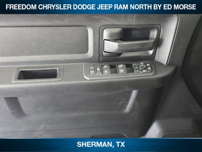 2026 RAM Ram 2500 RAM 2500 BLACK EXPRESS CREW CAB 4X4 6'4' BOX