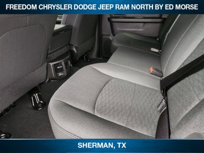 2026 RAM Ram 2500 RAM 2500 BLACK EXPRESS CREW CAB 4X4 6'4' BOX