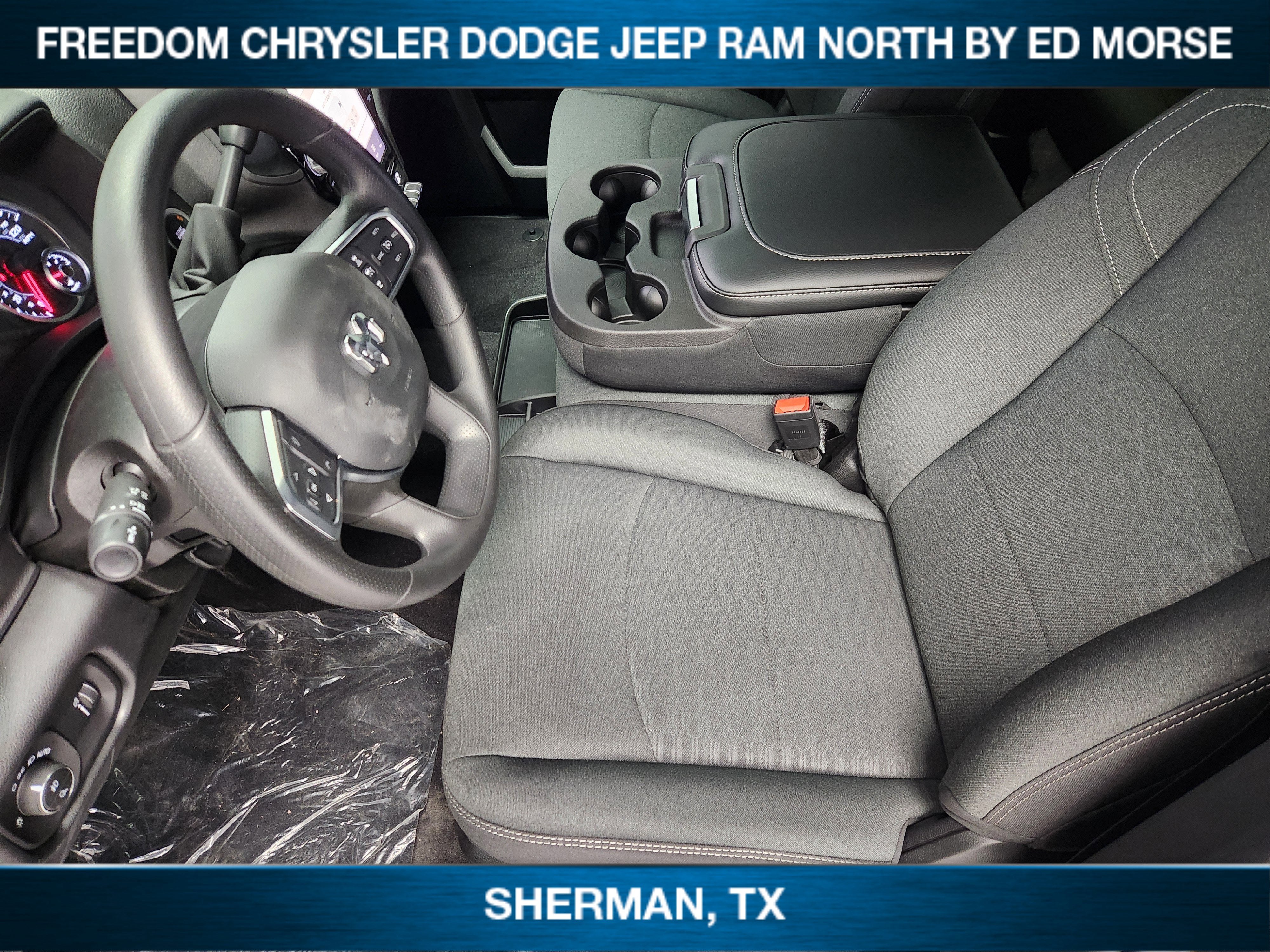 2026 RAM Ram 2500 RAM 2500 BLACK EXPRESS CREW CAB 4X4 6'4' BOX