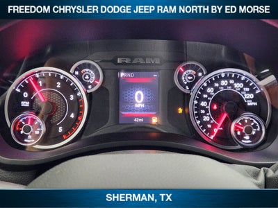 2026 RAM Ram 2500 RAM 2500 BLACK EXPRESS CREW CAB 4X4 6'4' BOX