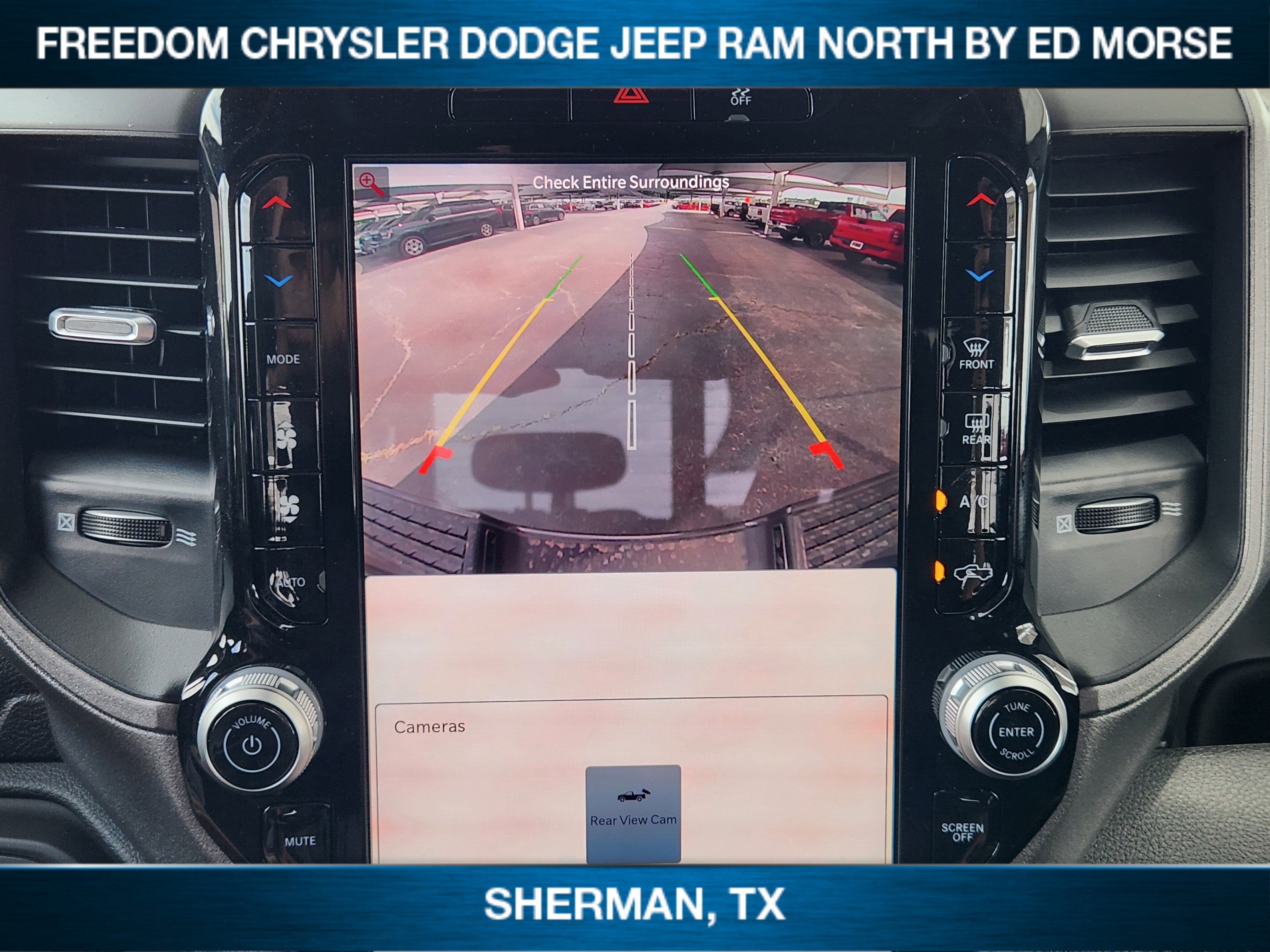 2026 RAM Ram 2500 RAM 2500 BLACK EXPRESS CREW CAB 4X4 6'4' BOX