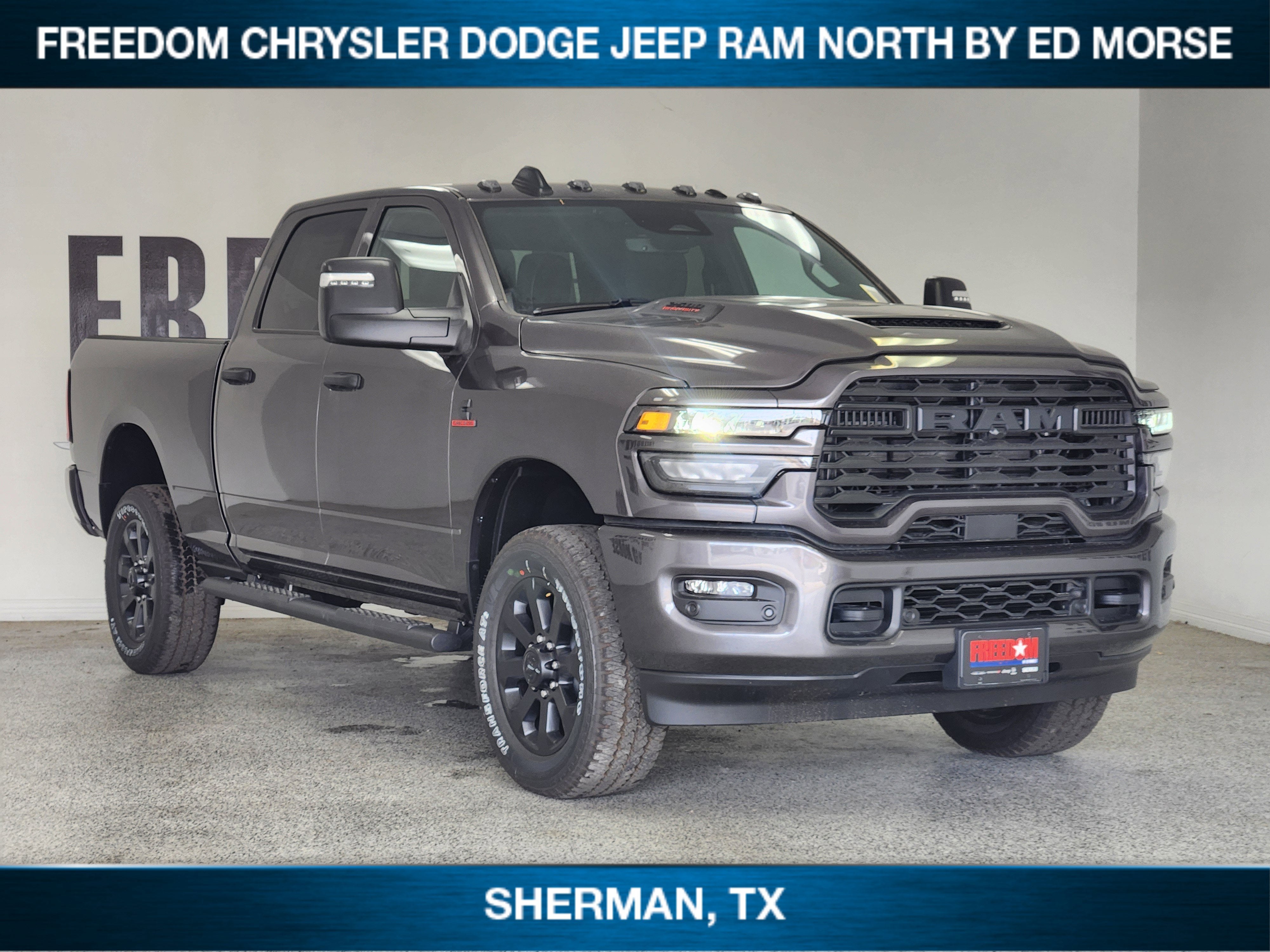 2026 RAM Ram 2500 RAM 2500 BLACK EXPRESS CREW CAB 4X4 6'4' BOX