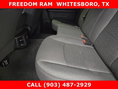 2026 RAM Ram 2500 RAM 2500 BLACK EXPRESS CREW CAB 4X4 6'4' BOX