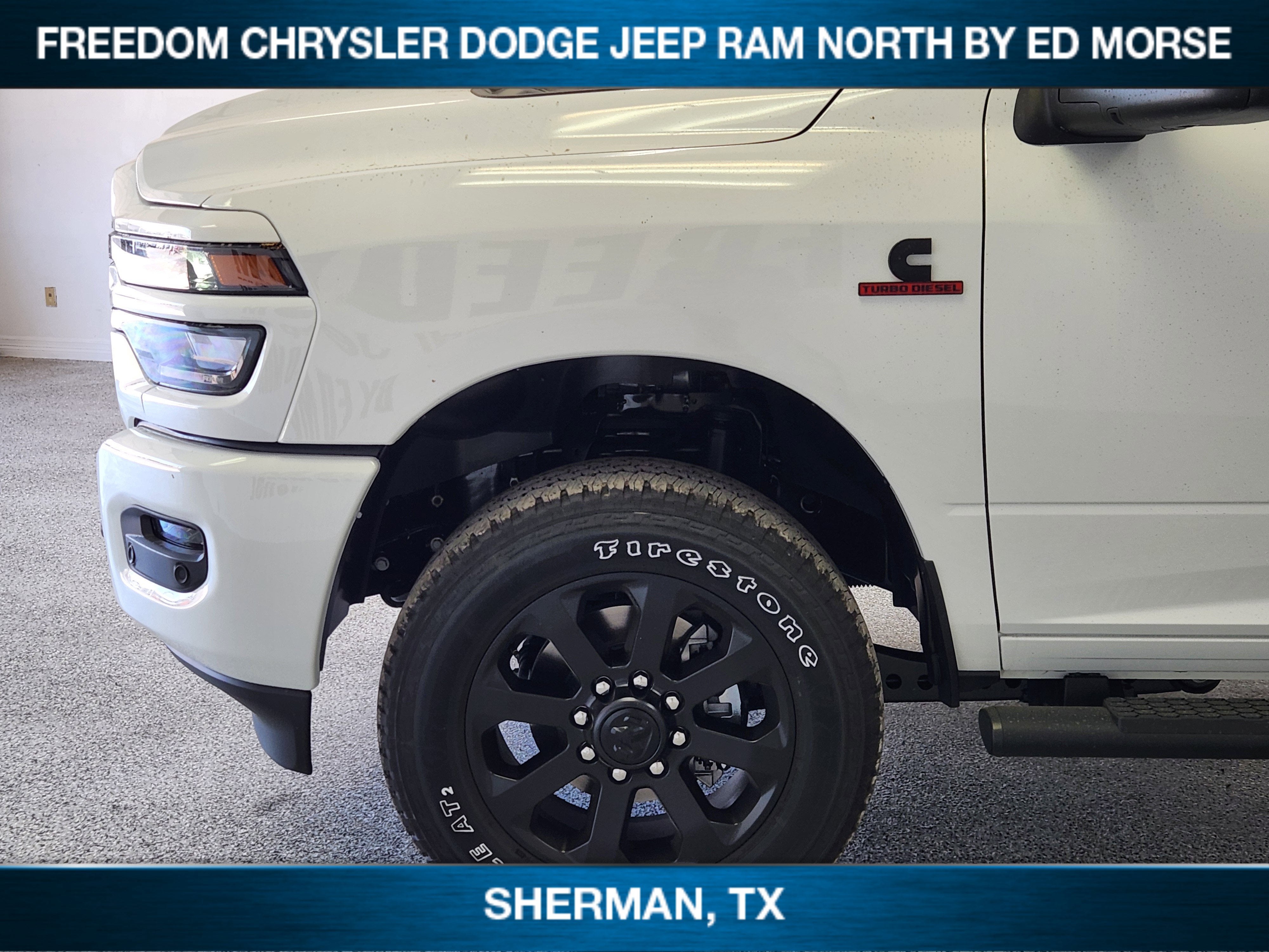 2026 RAM Ram 2500 RAM 2500 BLACK EXPRESS CREW CAB 4X4 6'4' BOX