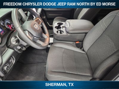 2026 RAM Ram 2500 RAM 2500 BLACK EXPRESS CREW CAB 4X4 6'4' BOX