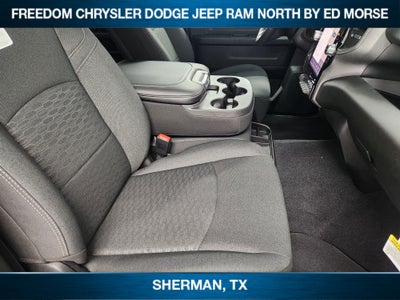 2026 RAM Ram 2500 RAM 2500 BLACK EXPRESS CREW CAB 4X4 6'4' BOX