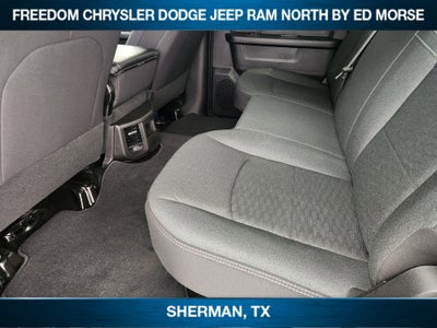 2026 RAM Ram 2500 RAM 2500 BLACK EXPRESS CREW CAB 4X4 8' BOX