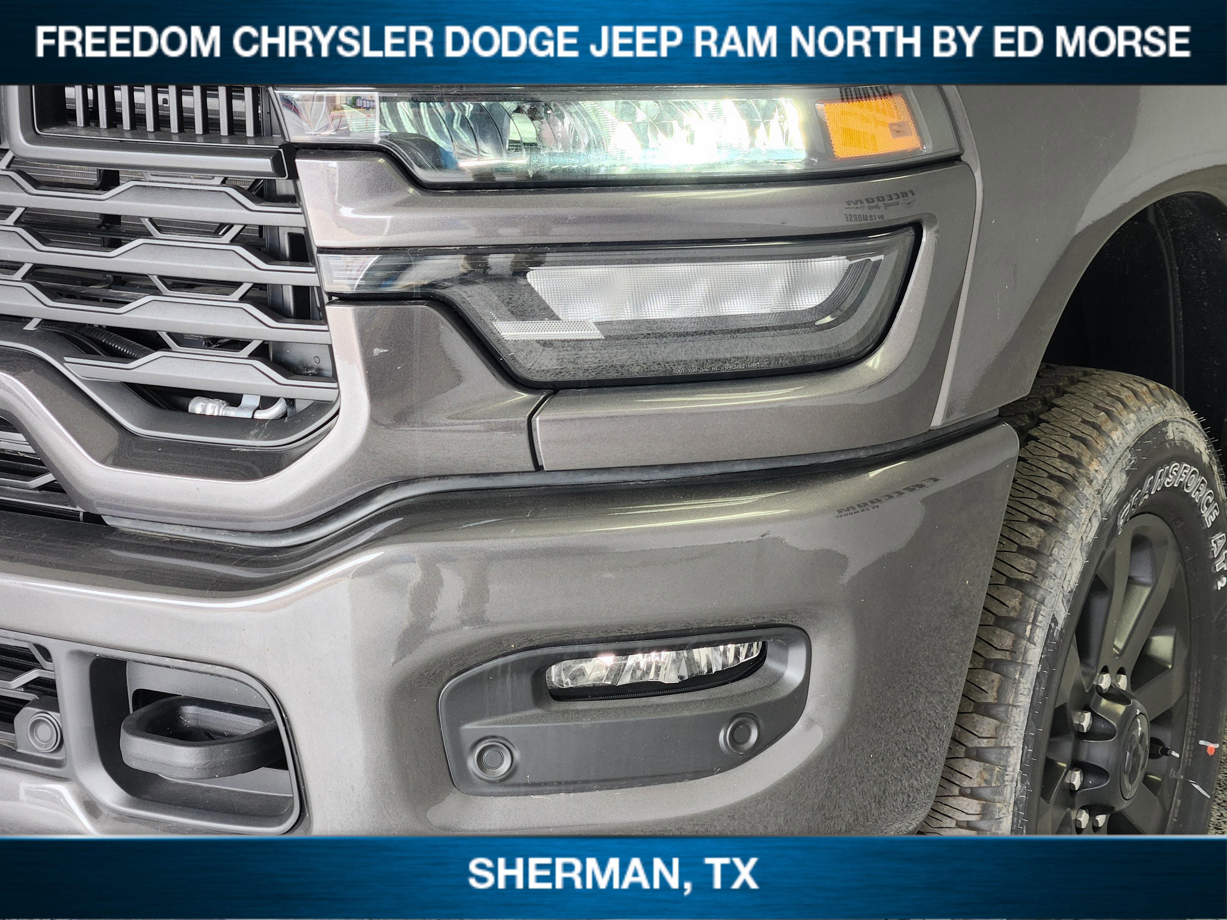 2026 RAM Ram 2500 RAM 2500 BLACK EXPRESS CREW CAB 4X4 8' BOX