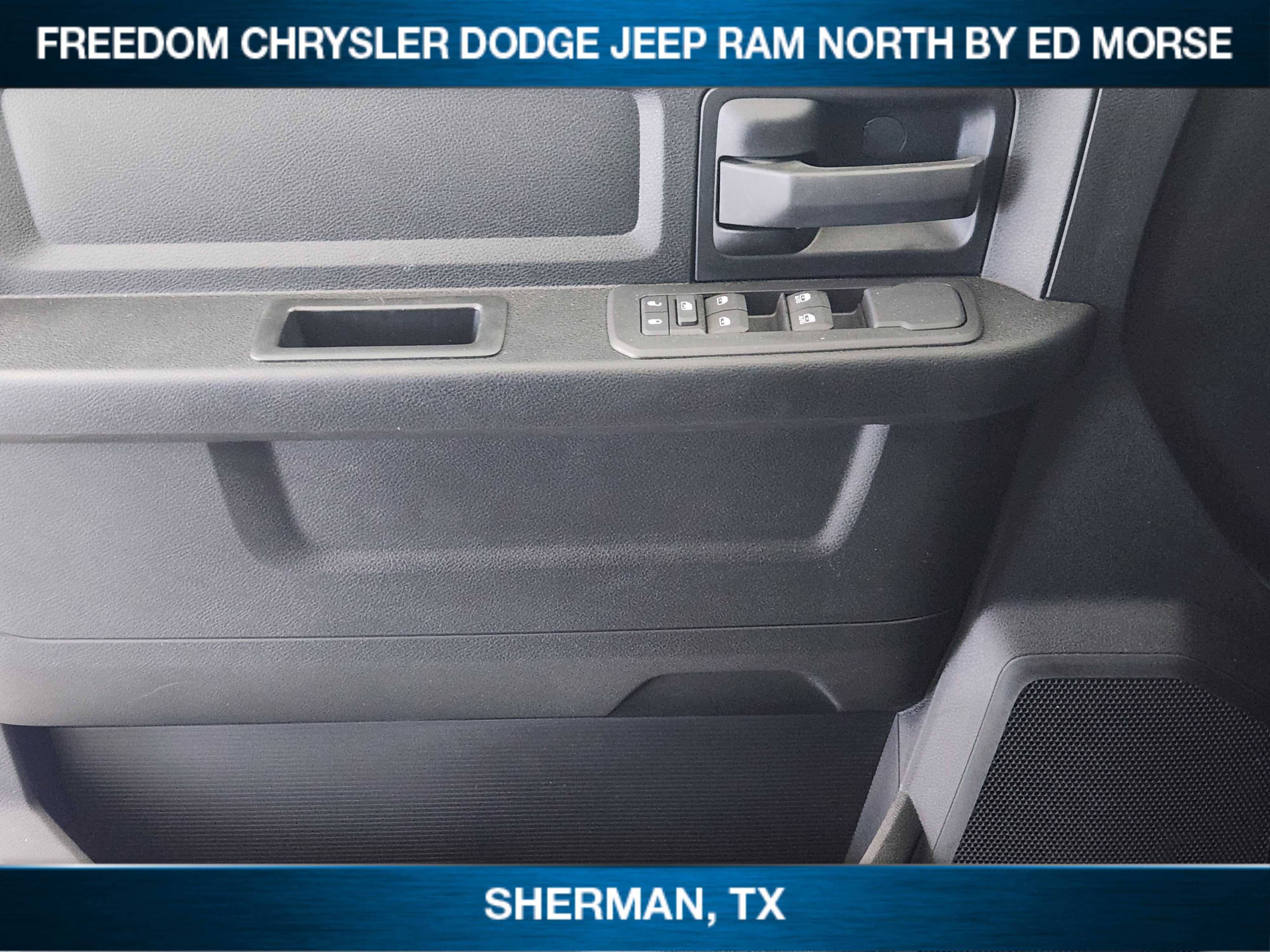 2026 RAM 3500 RAM 3500 TRADESMAN CREW CAB 4X4 8' BOX