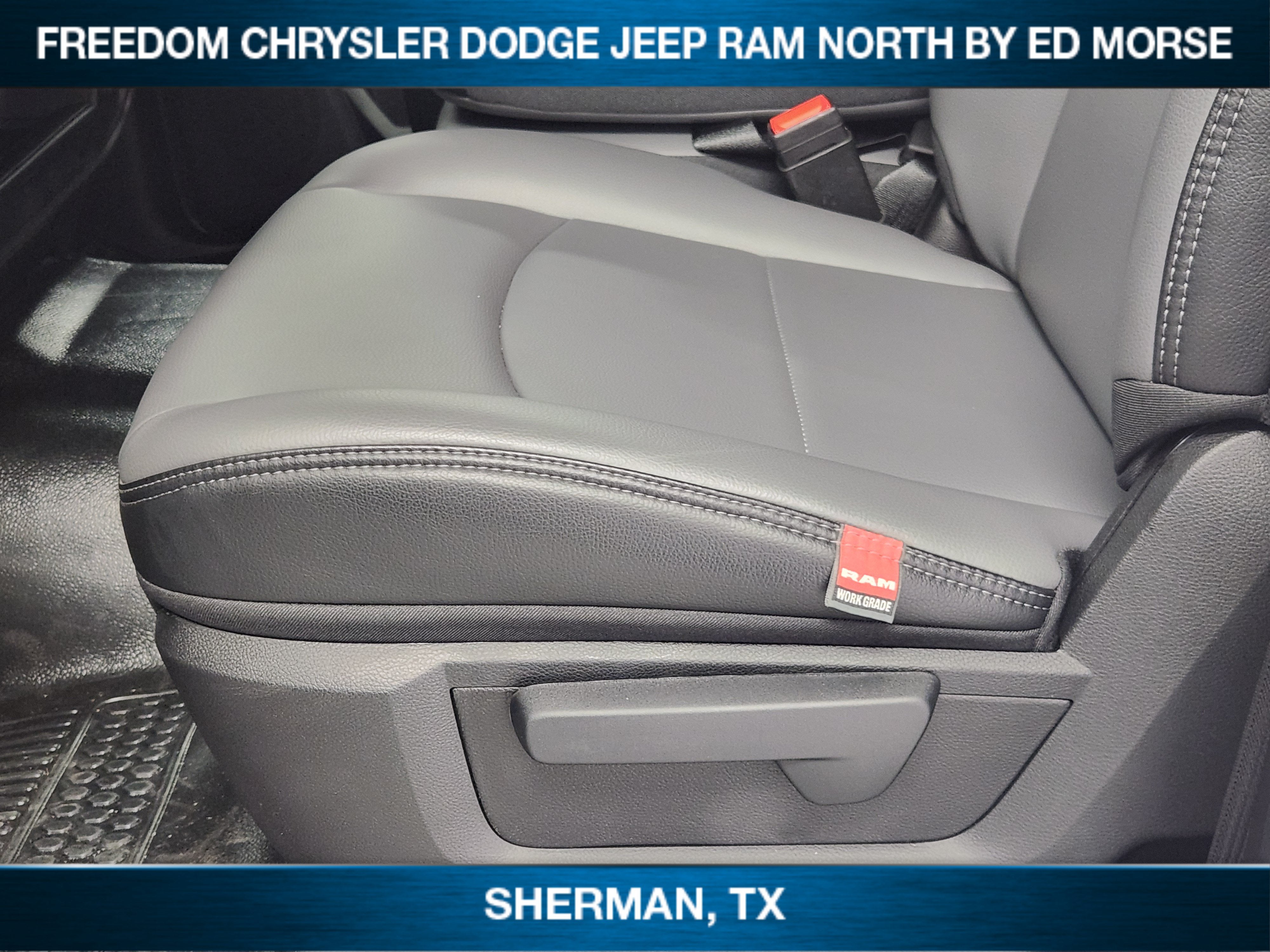 2026 RAM 3500 RAM 3500 TRADESMAN CREW CAB 4X4 8' BOX