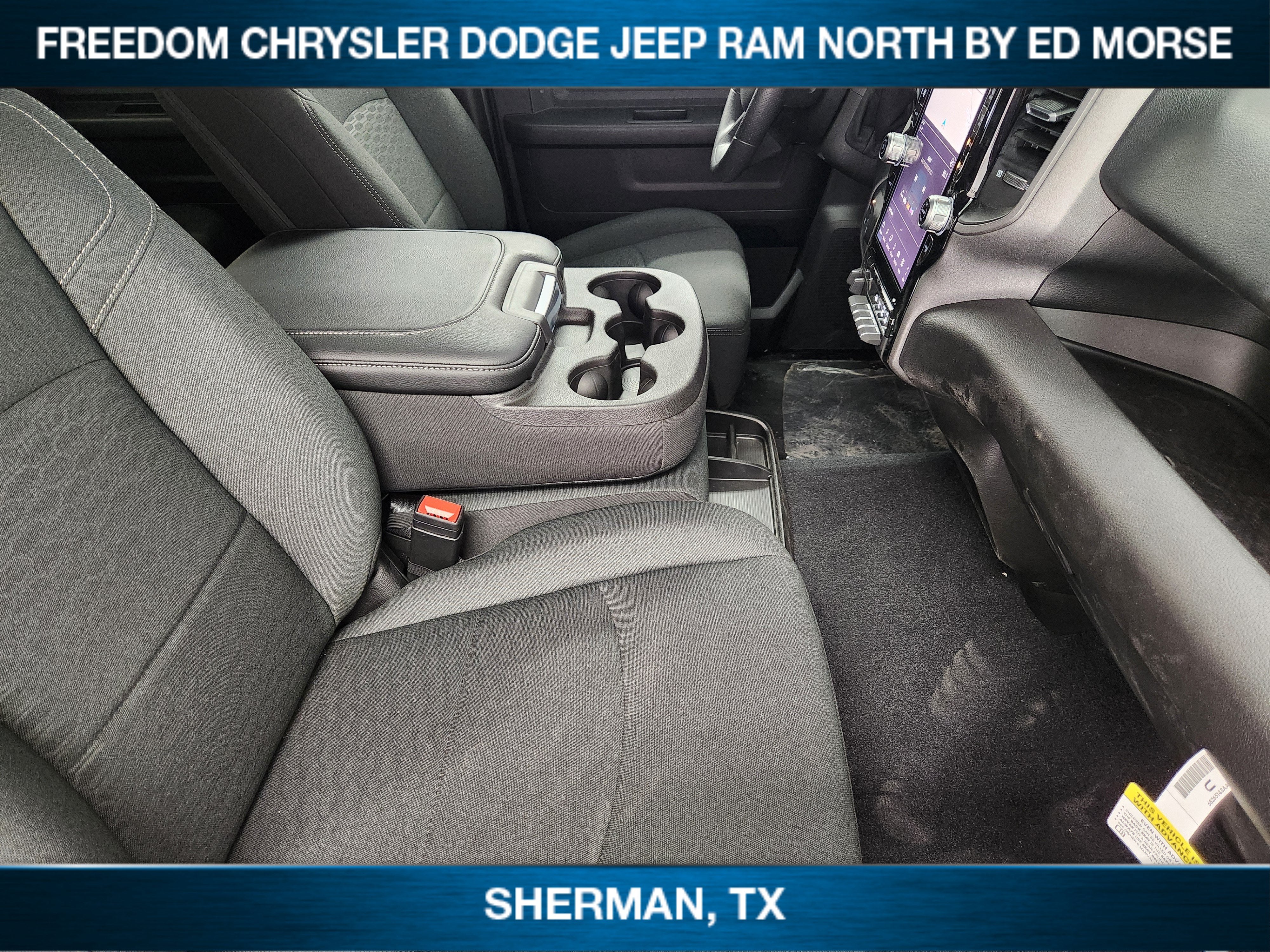 2026 RAM 3500 RAM 3500 TRADESMAN CREW CAB 4X4 8' BOX