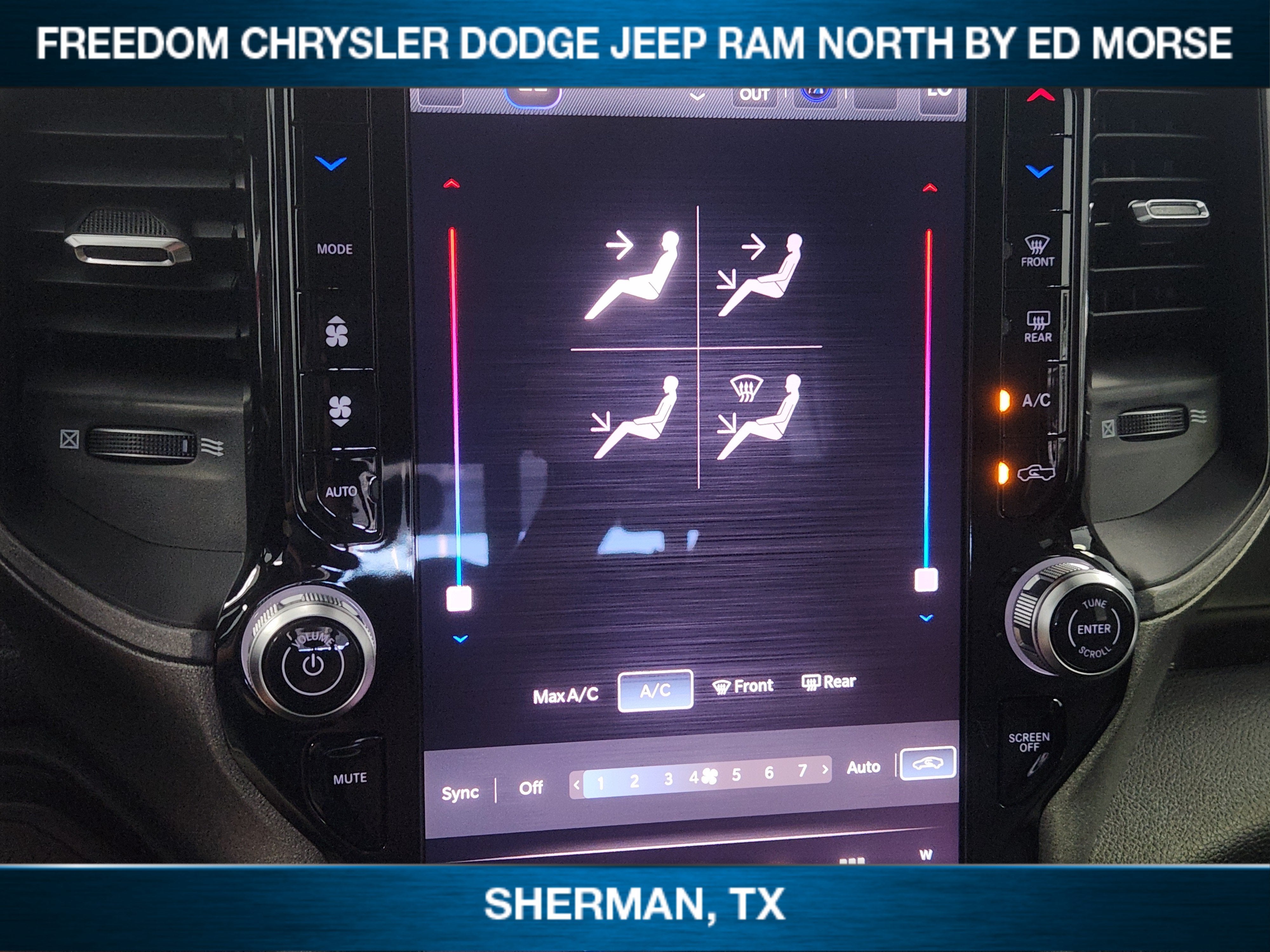 2027 RAM 3500 RAM 3500 TRADESMAN CREW CAB 4X4 8' BOX