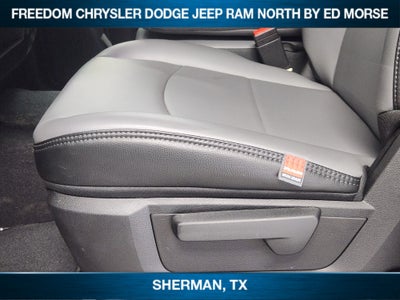 2027 RAM 3500 RAM 3500 TRADESMAN CREW CAB 4X4 8' BOX