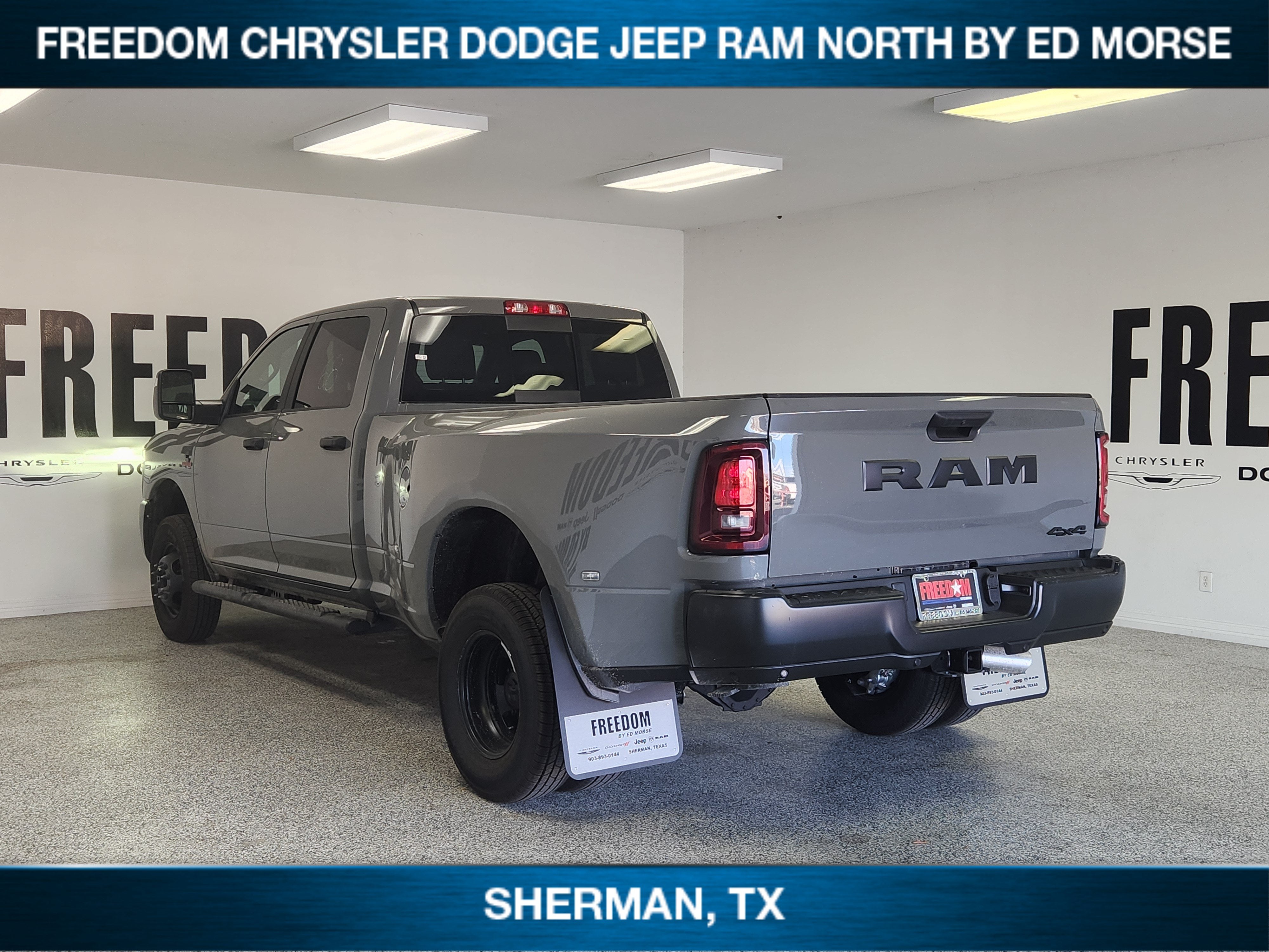 2027 RAM 3500 RAM 3500 TRADESMAN CREW CAB 4X4 8' BOX