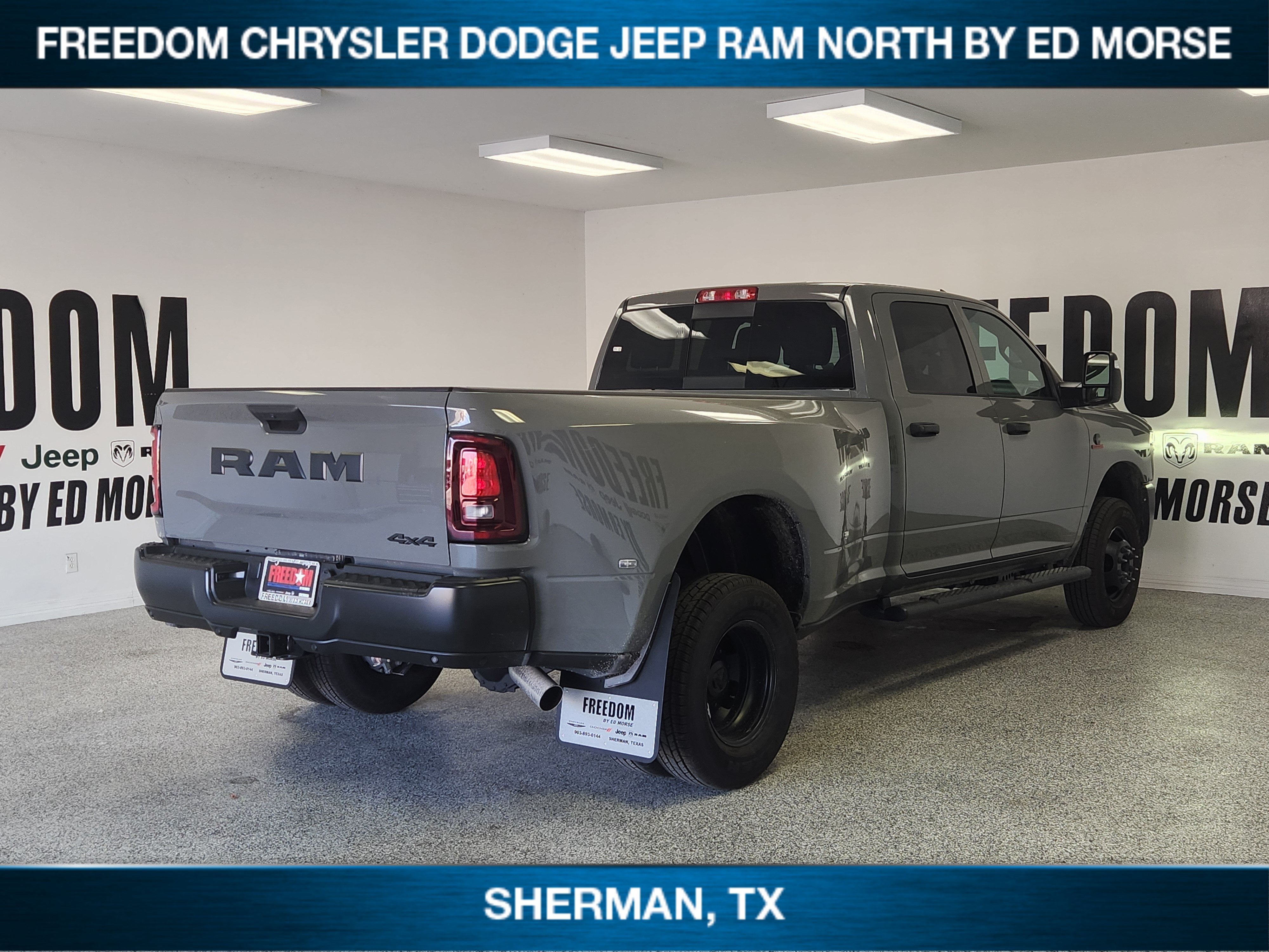 2027 RAM 3500 RAM 3500 TRADESMAN CREW CAB 4X4 8' BOX