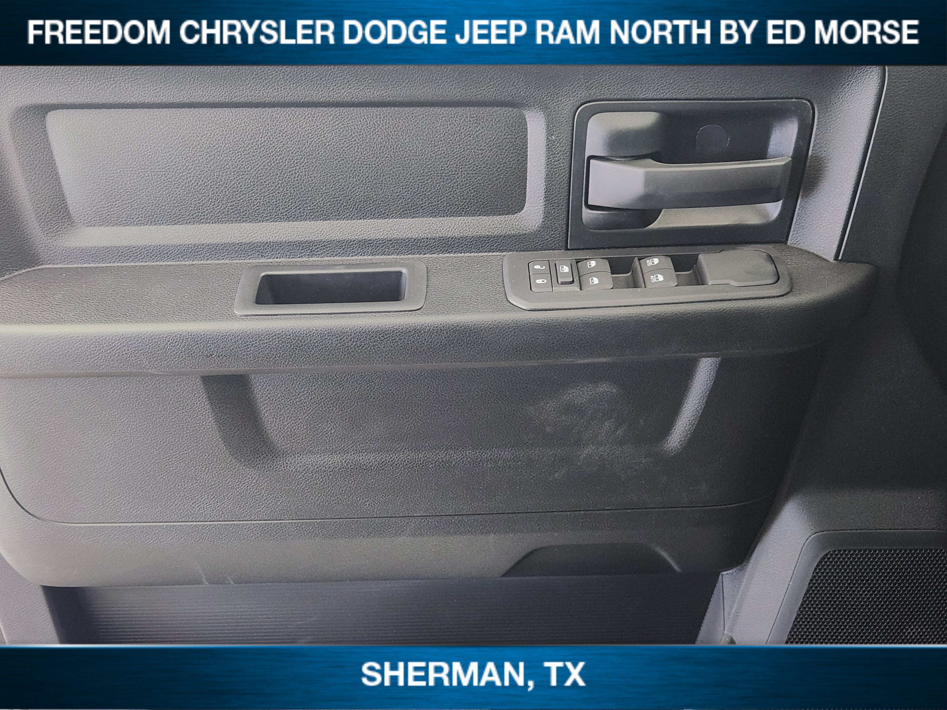 2027 RAM 3500 RAM 3500 TRADESMAN CREW CAB 4X4 8' BOX