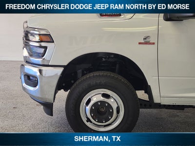 2027 RAM 3500 RAM 3500 TRADESMAN CREW CAB 4X4 8' BOX