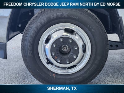 2027 RAM 3500 RAM 3500 TRADESMAN CREW CAB 4X4 8' BOX