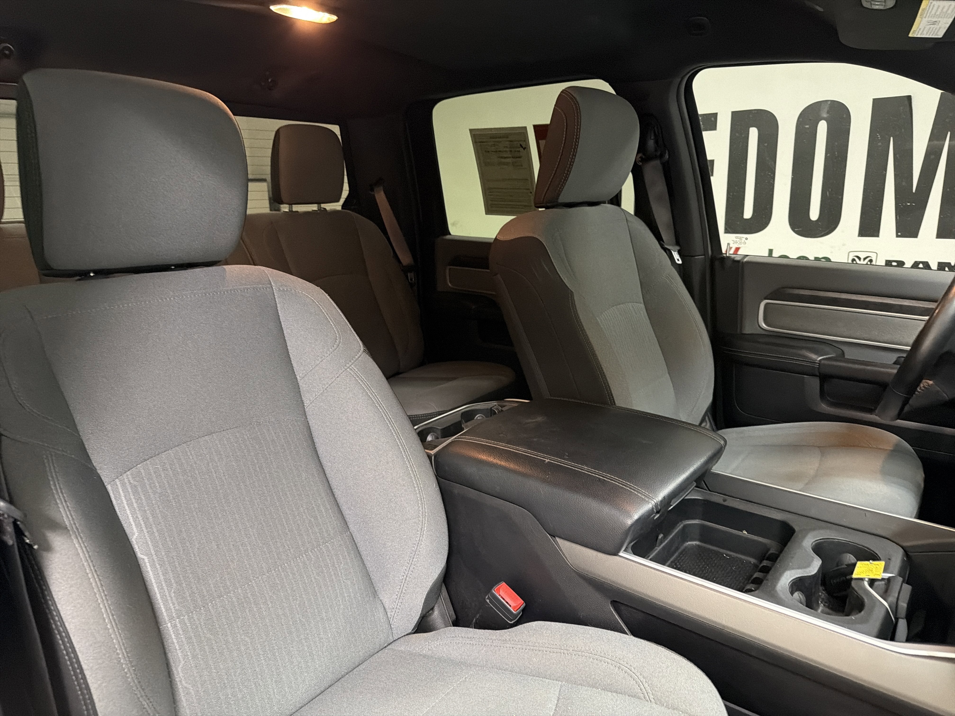 2021 RAM 3500 Lone Star Crew Cab 4x4 8' Box