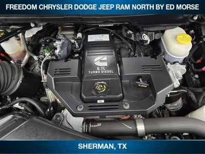 2024 RAM 3500 Laramie Crew Cab 4x4 8' Box