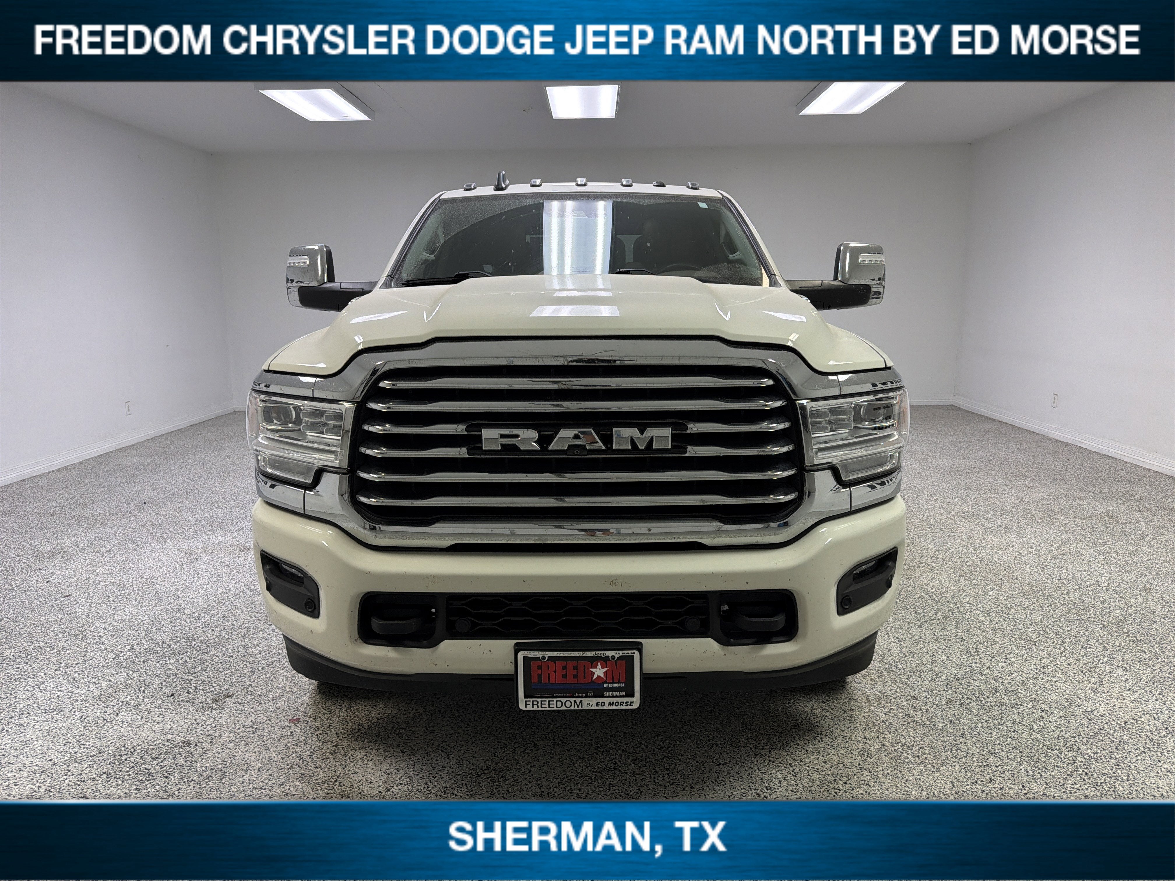 2023 RAM 3500 Limited Longhorn Crew Cab 4x4 8' Box