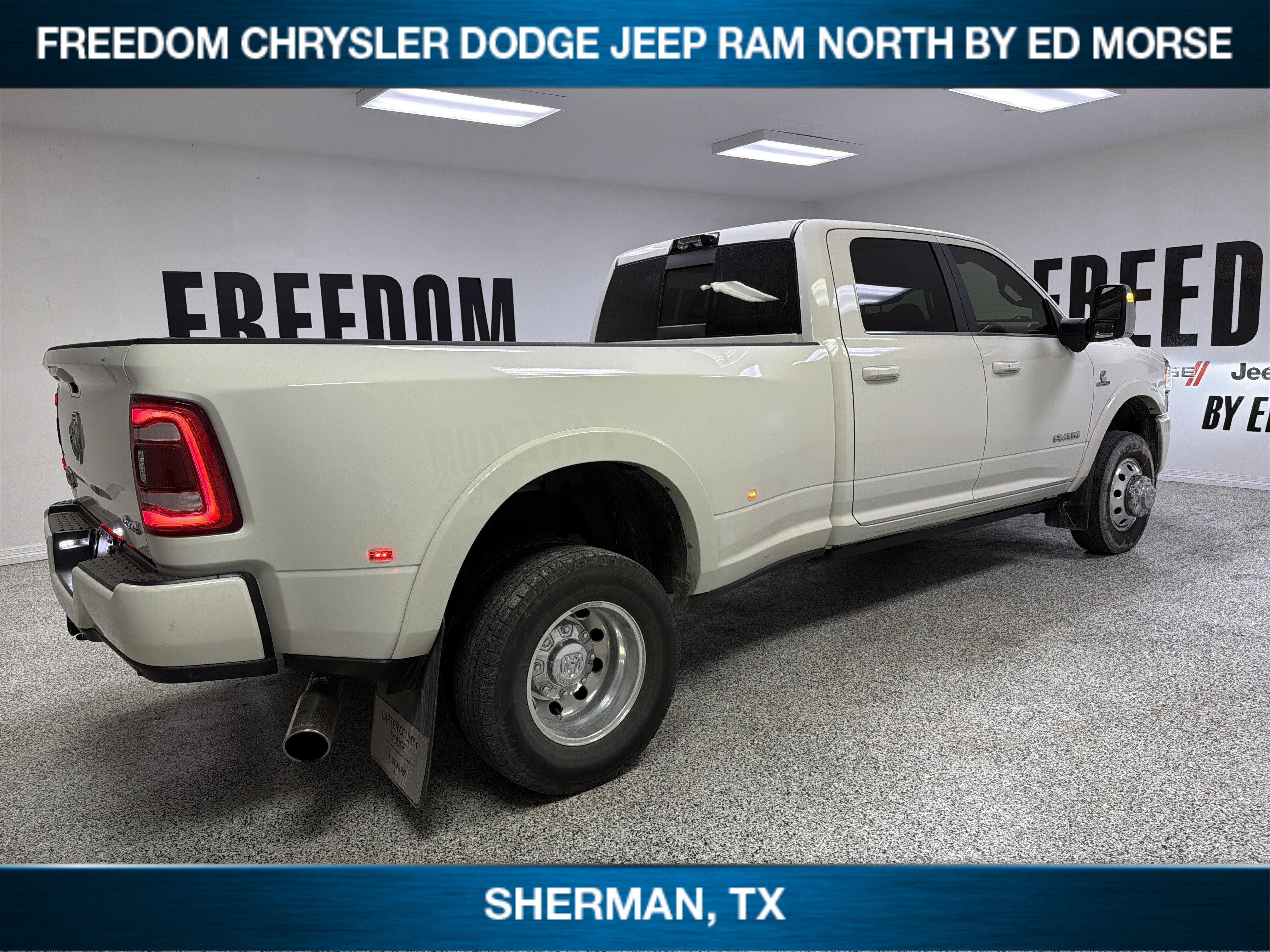 2023 RAM 3500 Limited Longhorn Crew Cab 4x4 8' Box