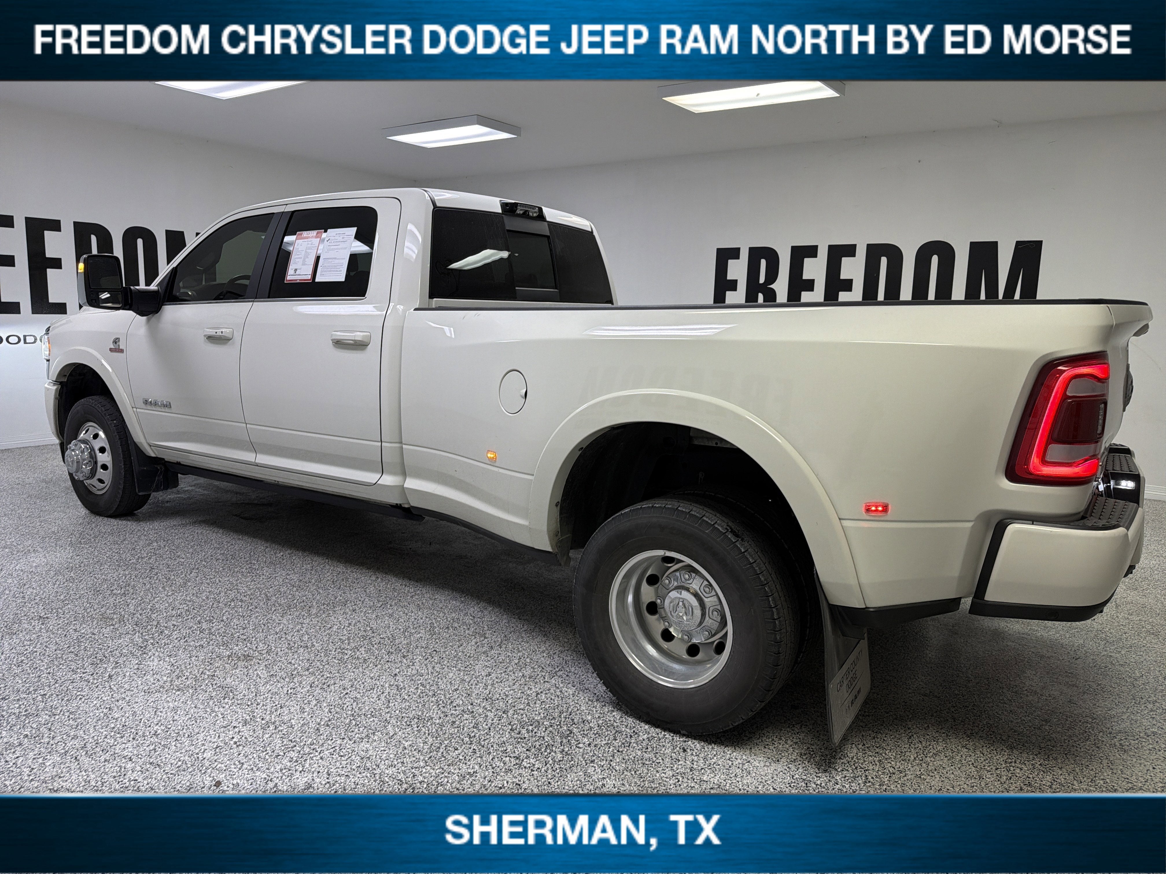 2023 RAM 3500 Limited Longhorn Crew Cab 4x4 8' Box