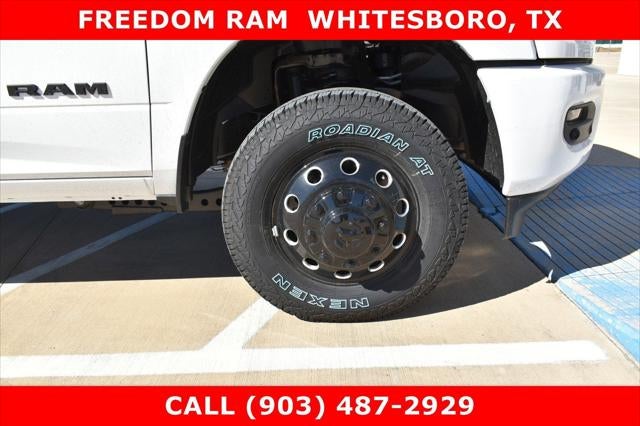 2024 RAM Ram 3500 RAM 3500 LARAMIE MEGA CAB 4X4 6'4' BOX