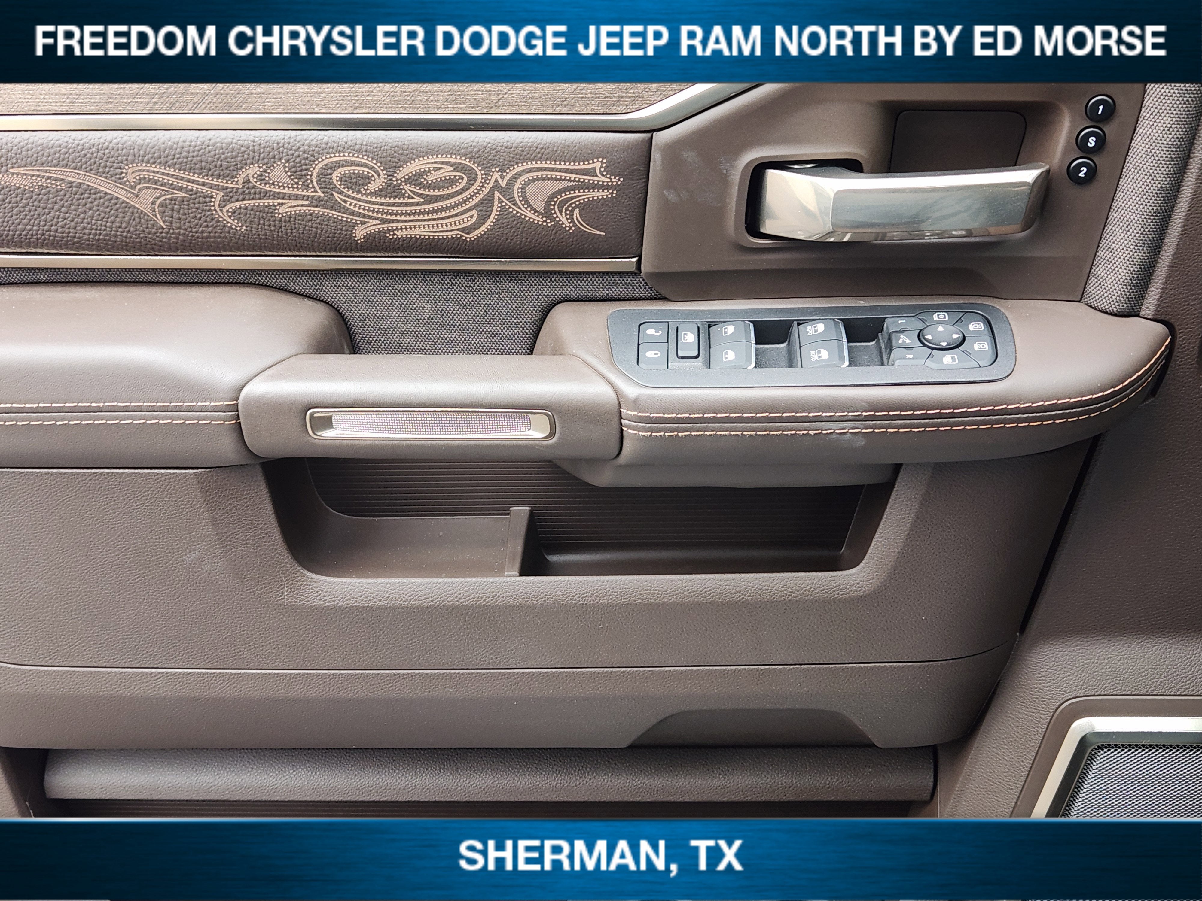 2025 RAM Ram 3500 RAM 3500 LIMITED LONGHORN CREW CAB 4X4 8' BOX