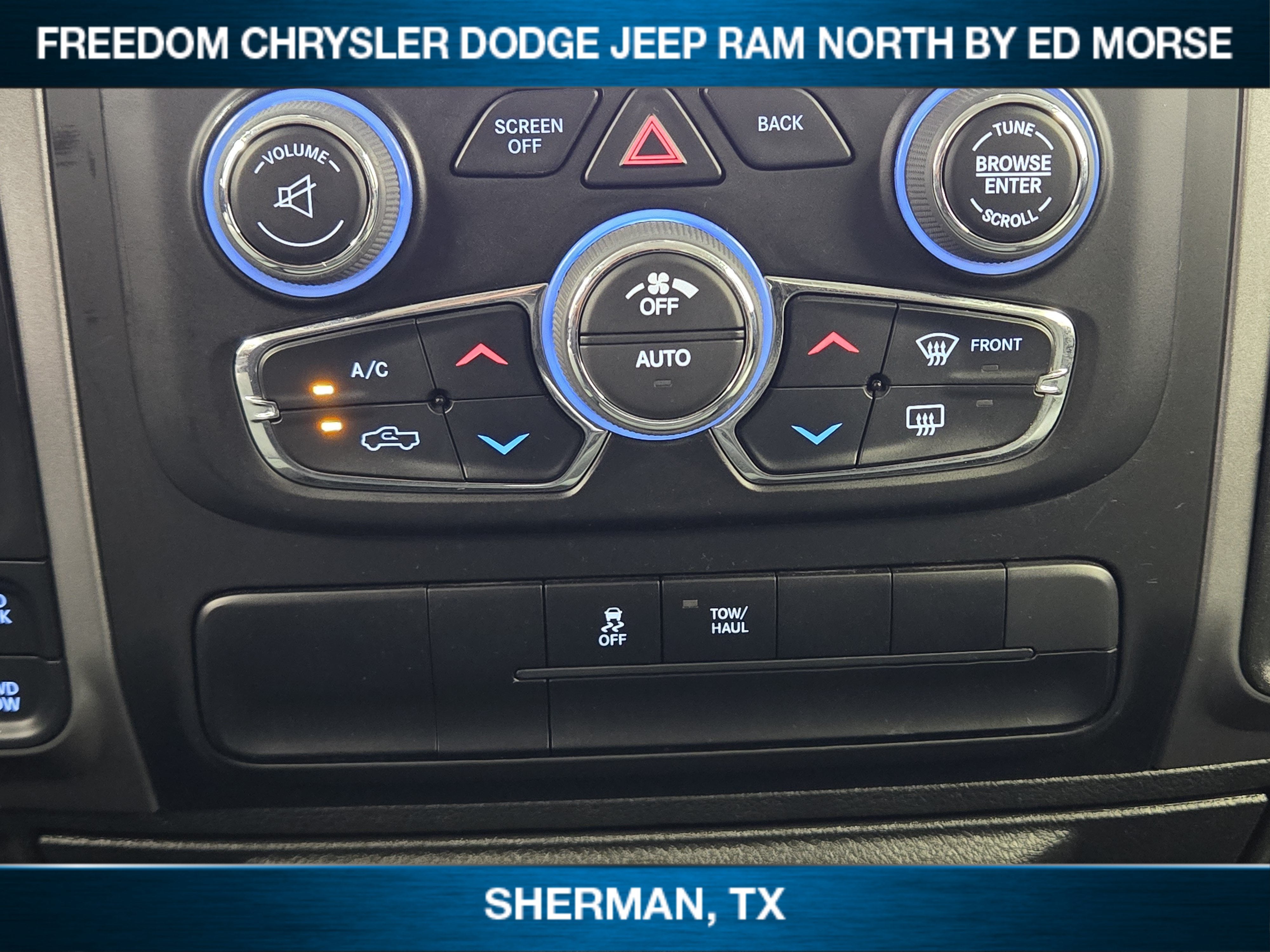 2023 RAM 1500 Classic SLT Crew Cab 4x4 5'7' Box