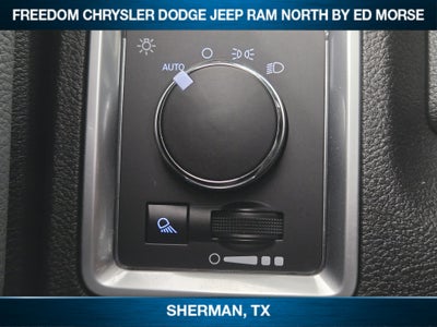 2023 RAM 1500 Classic SLT Crew Cab 4x4 5'7' Box