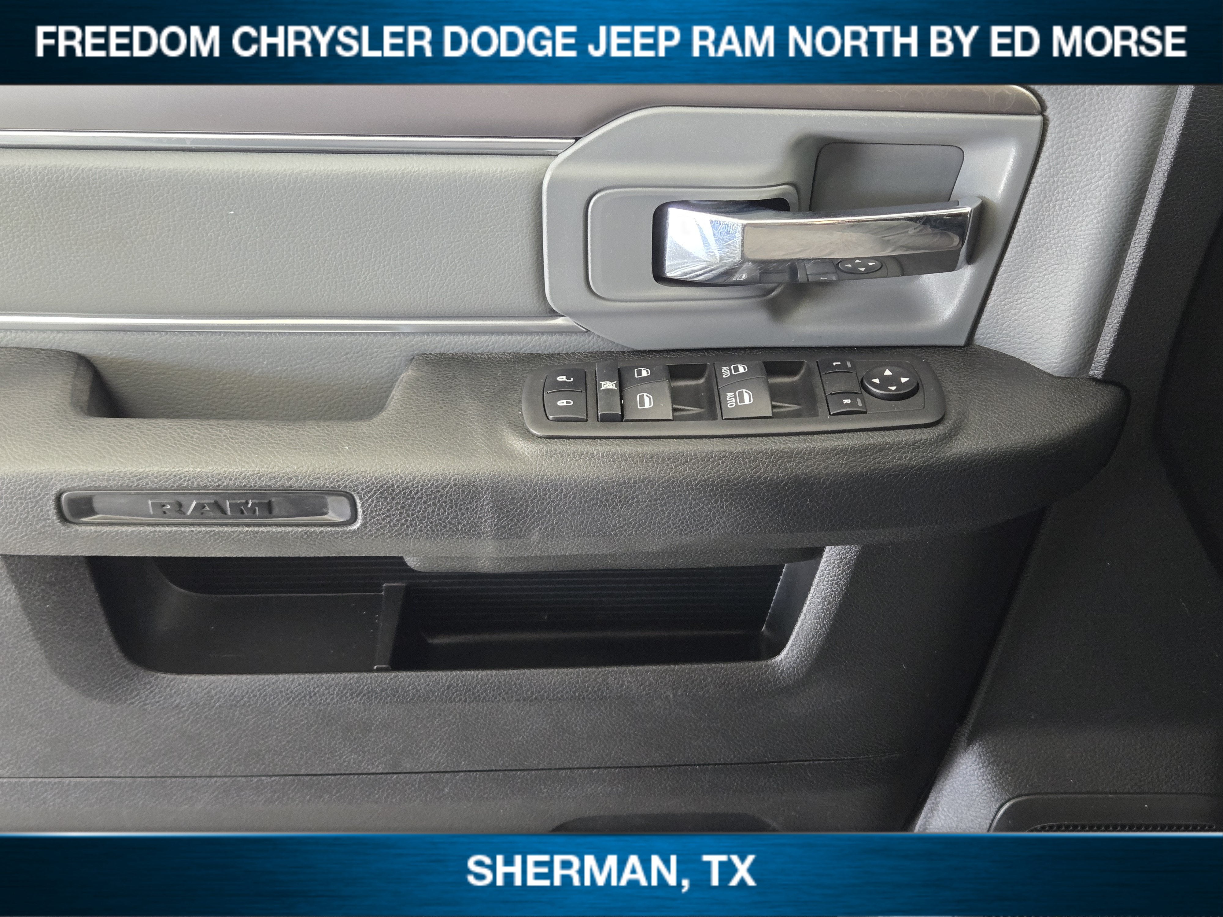 2023 RAM 1500 Classic SLT Crew Cab 4x4 5'7' Box