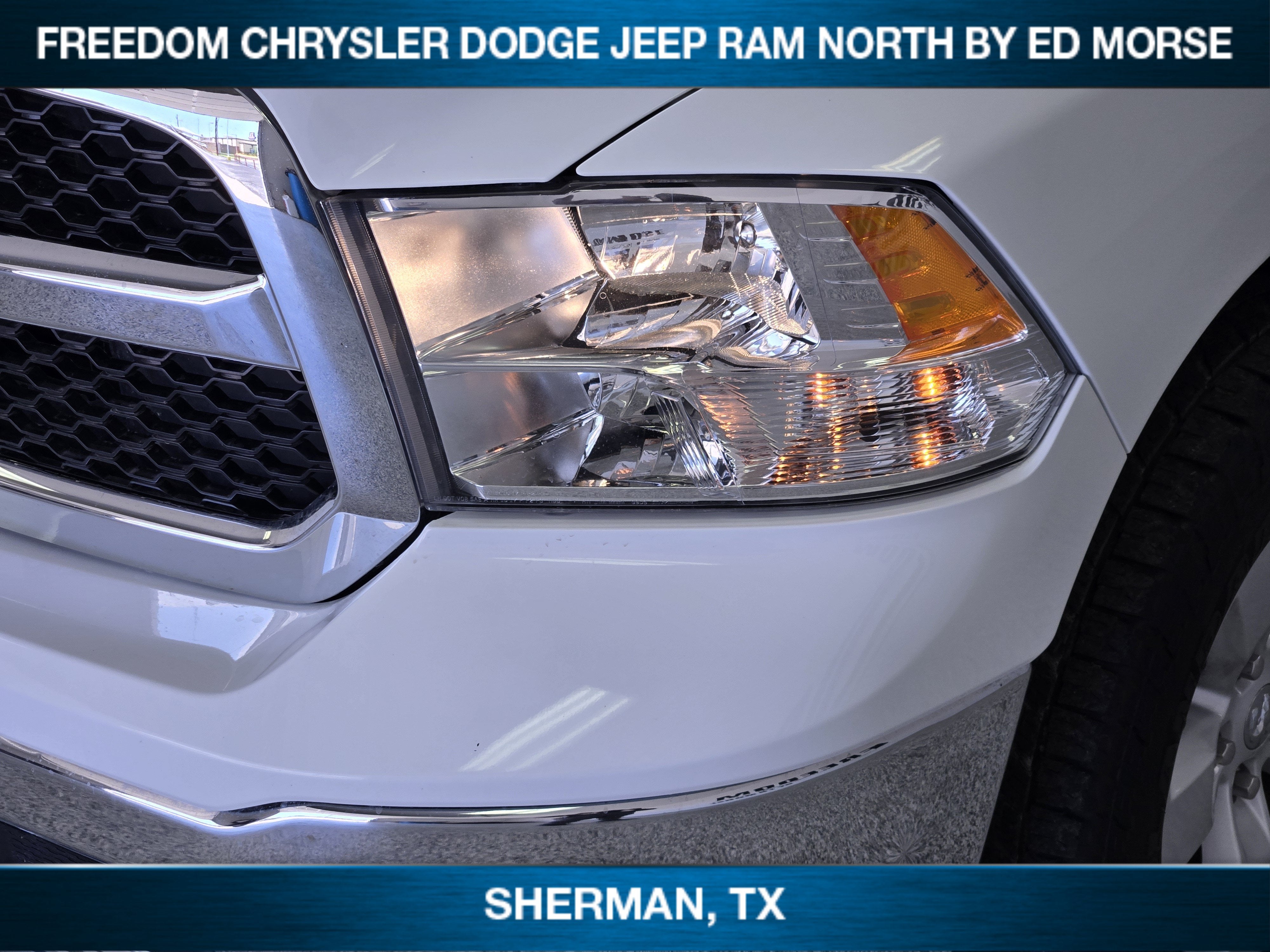 2023 RAM 1500 Classic SLT Crew Cab 4x4 5'7' Box