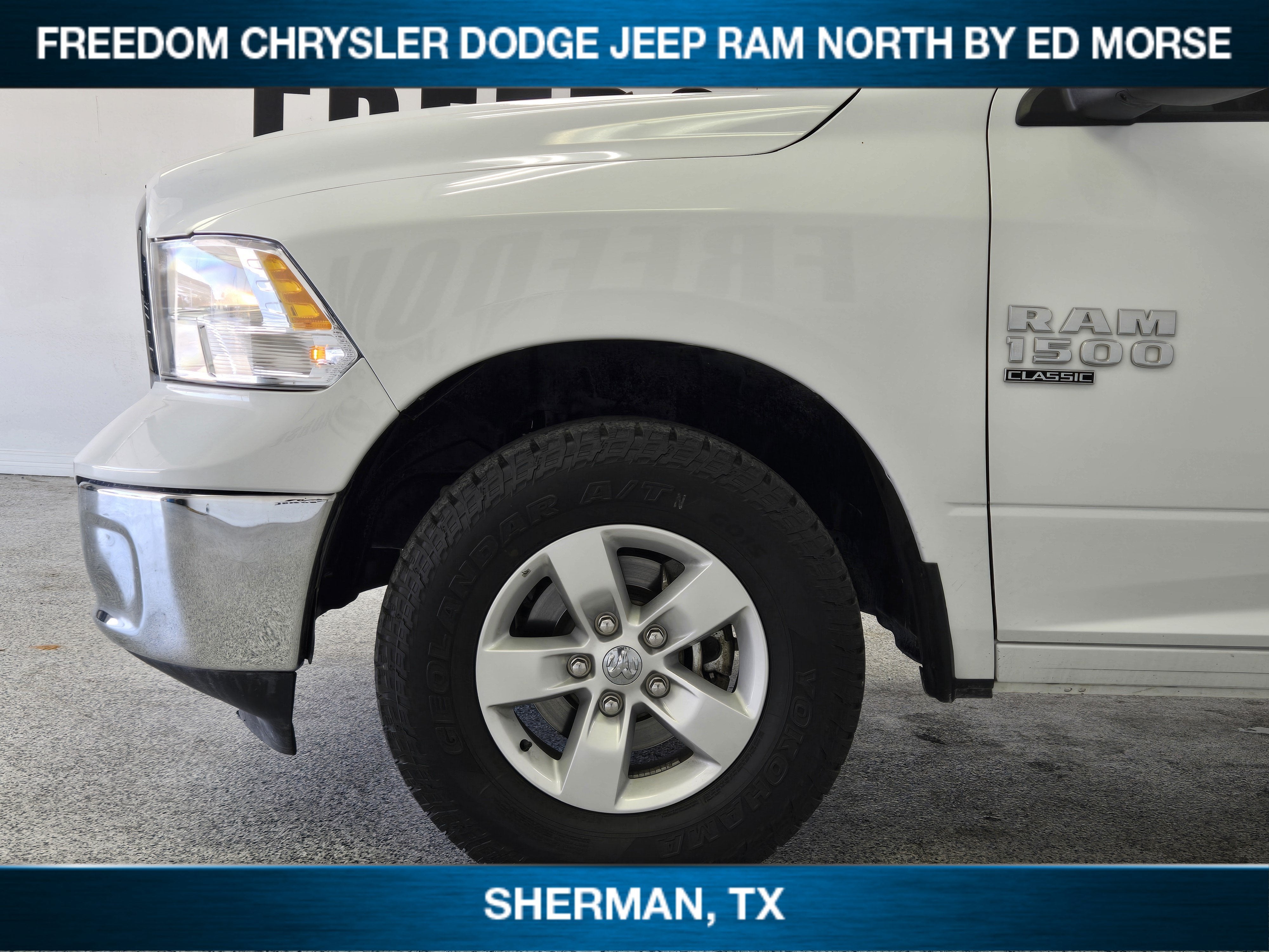 2023 RAM 1500 Classic SLT Crew Cab 4x4 5'7' Box