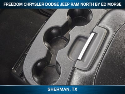 2023 RAM 1500 Classic SLT Crew Cab 4x4 5'7' Box