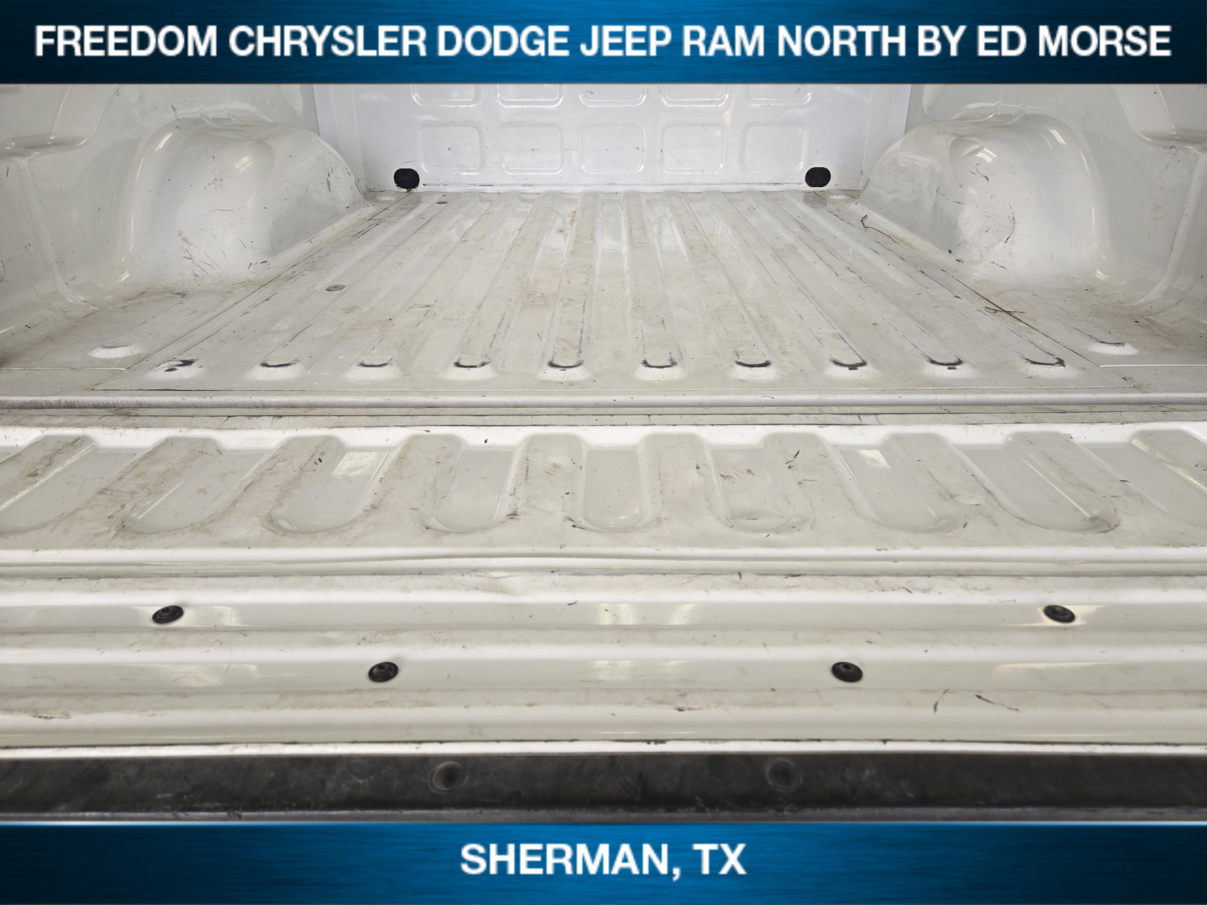 2023 RAM 1500 Classic SLT Crew Cab 4x4 5'7' Box