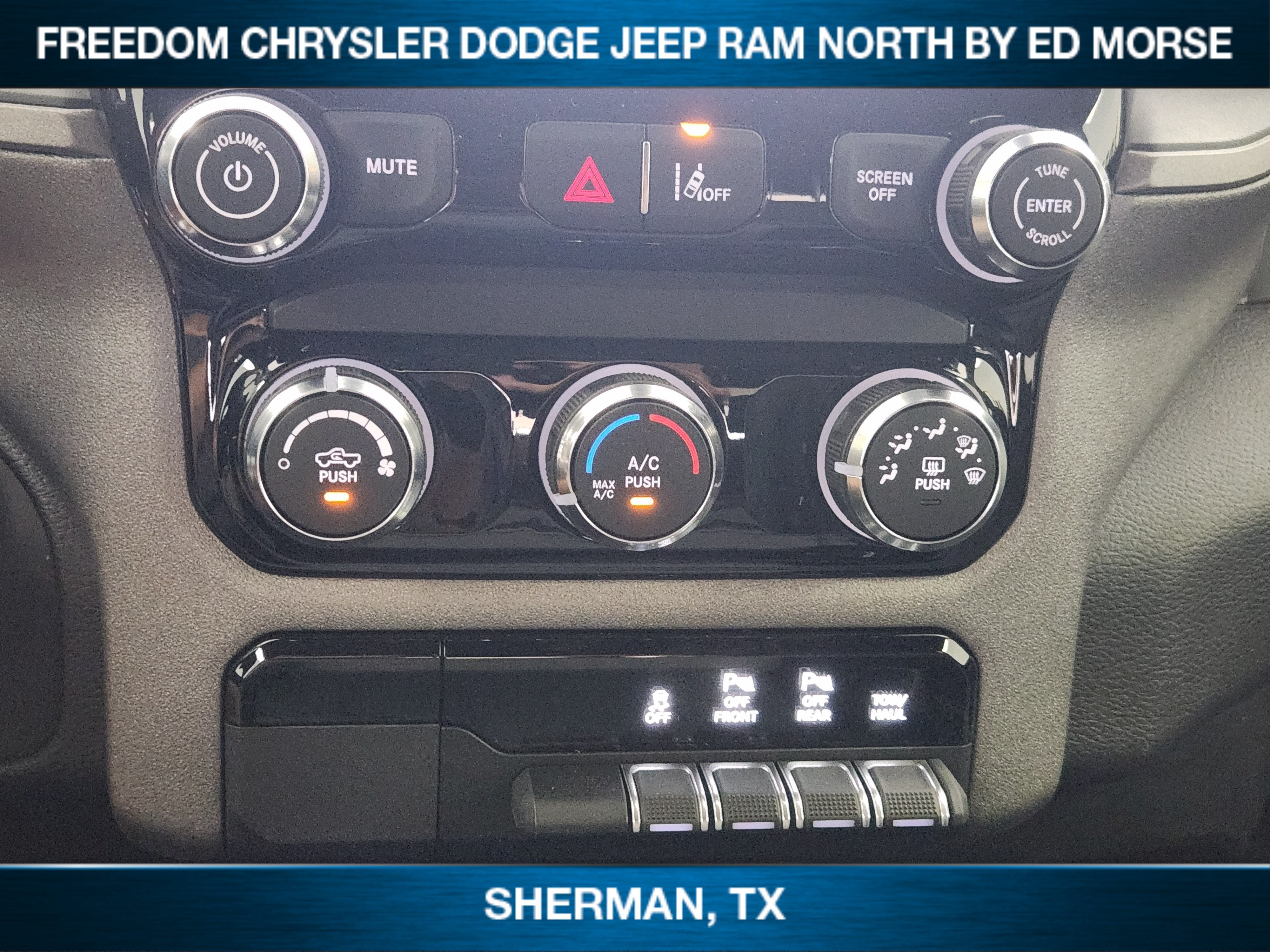 2026 RAM 1500 RAM 1500 TRADESMAN CREW CAB 4X4 5'7' BOX