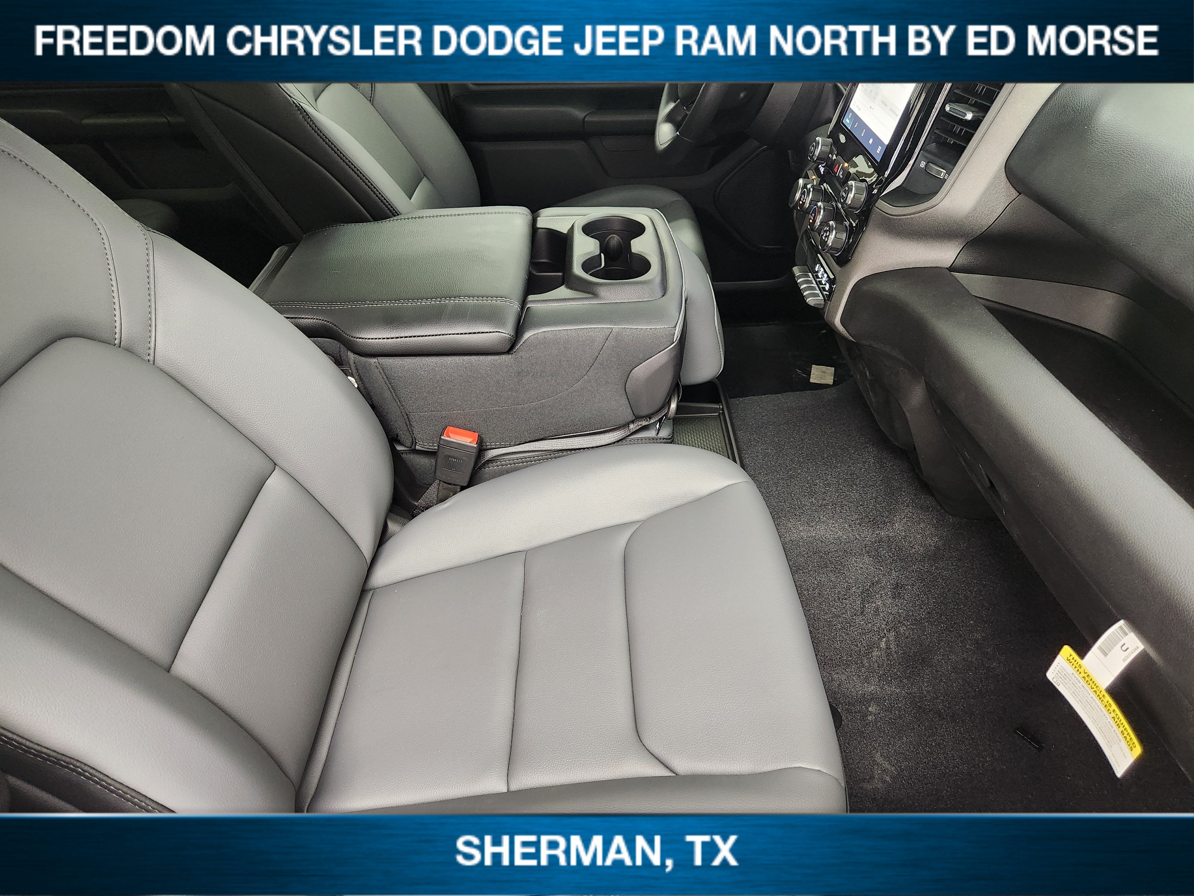 2026 RAM 1500 RAM 1500 TRADESMAN CREW CAB 4X4 5'7' BOX