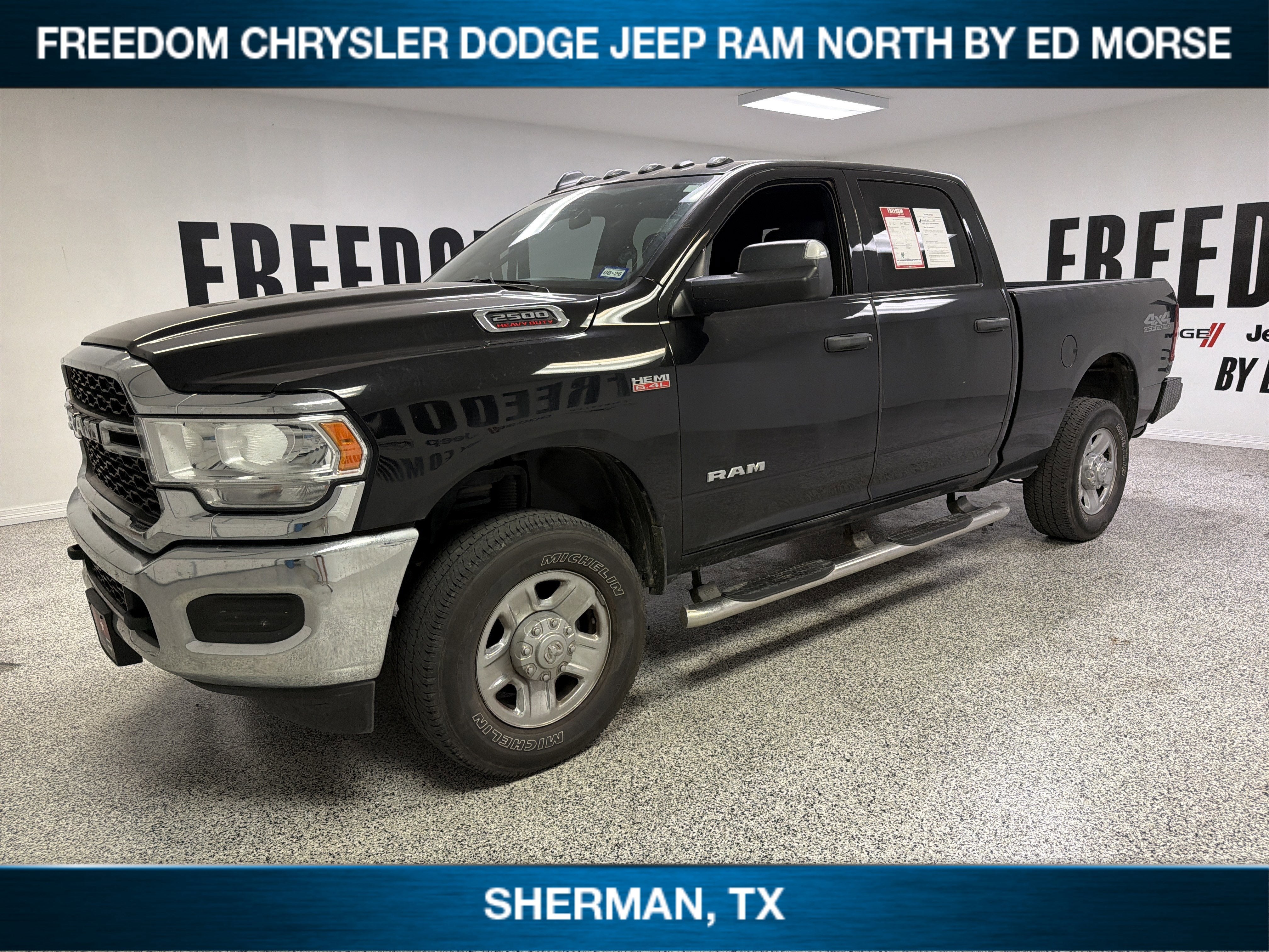 2021 RAM 2500 Tradesman Crew Cab 4x4 6'4' Box