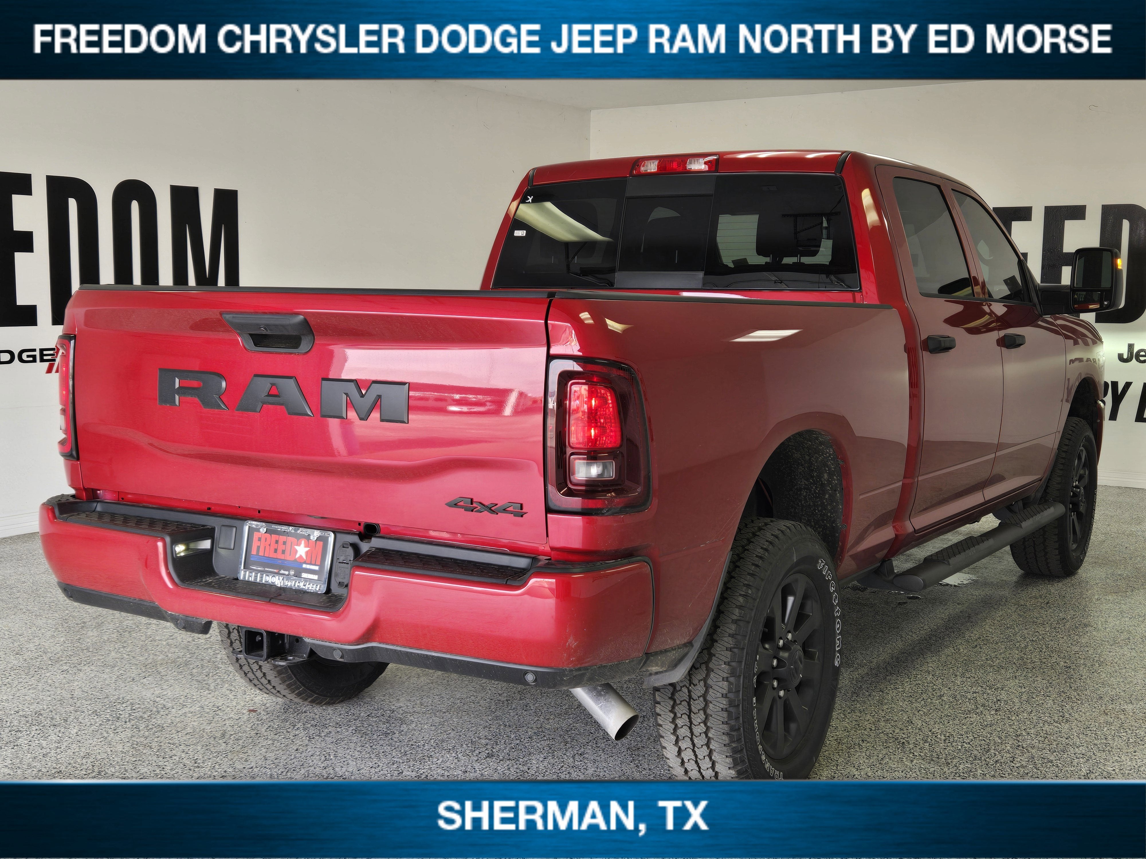 2026 RAM Ram 2500 RAM 2500 BLACK EXPRESS CREW CAB 4X4 6'4' BOX