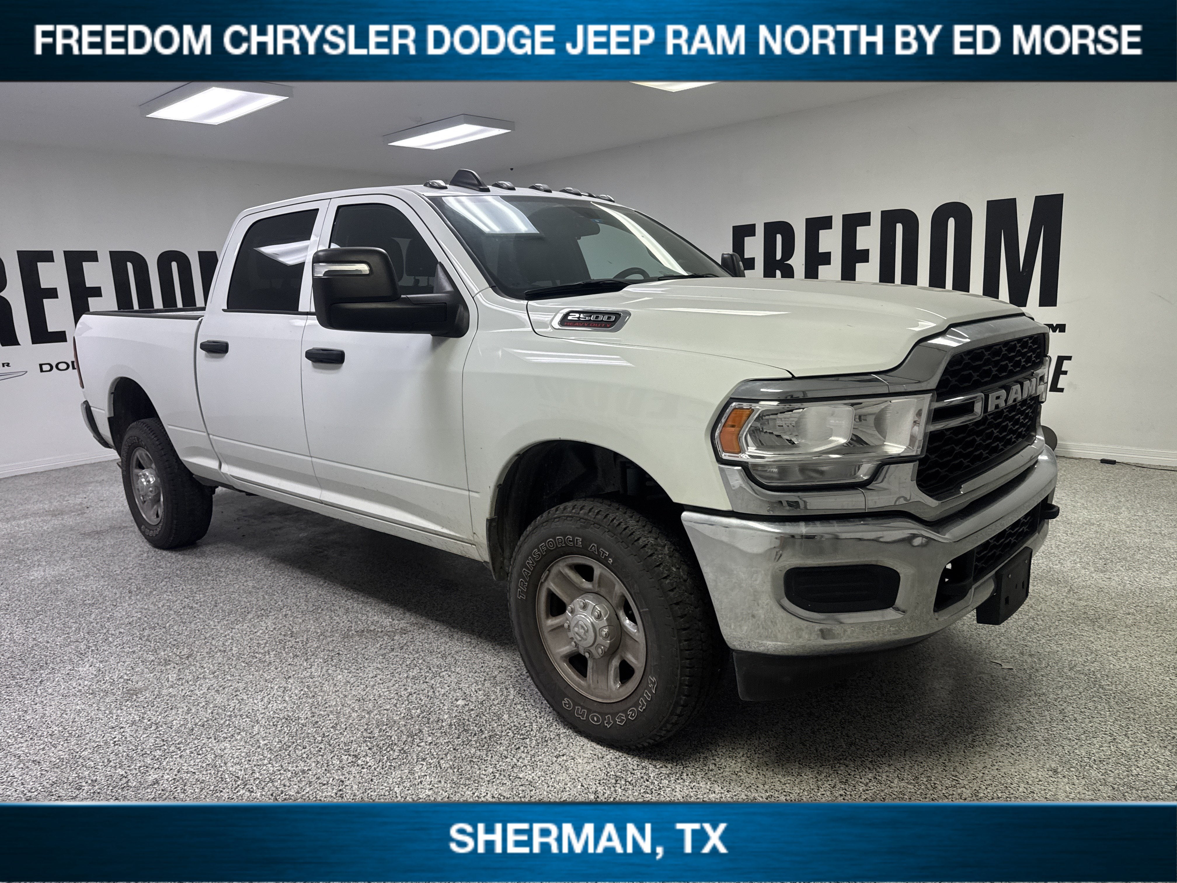 2024 RAM 2500 Tradesman Crew Cab 4x4 6'4' Box