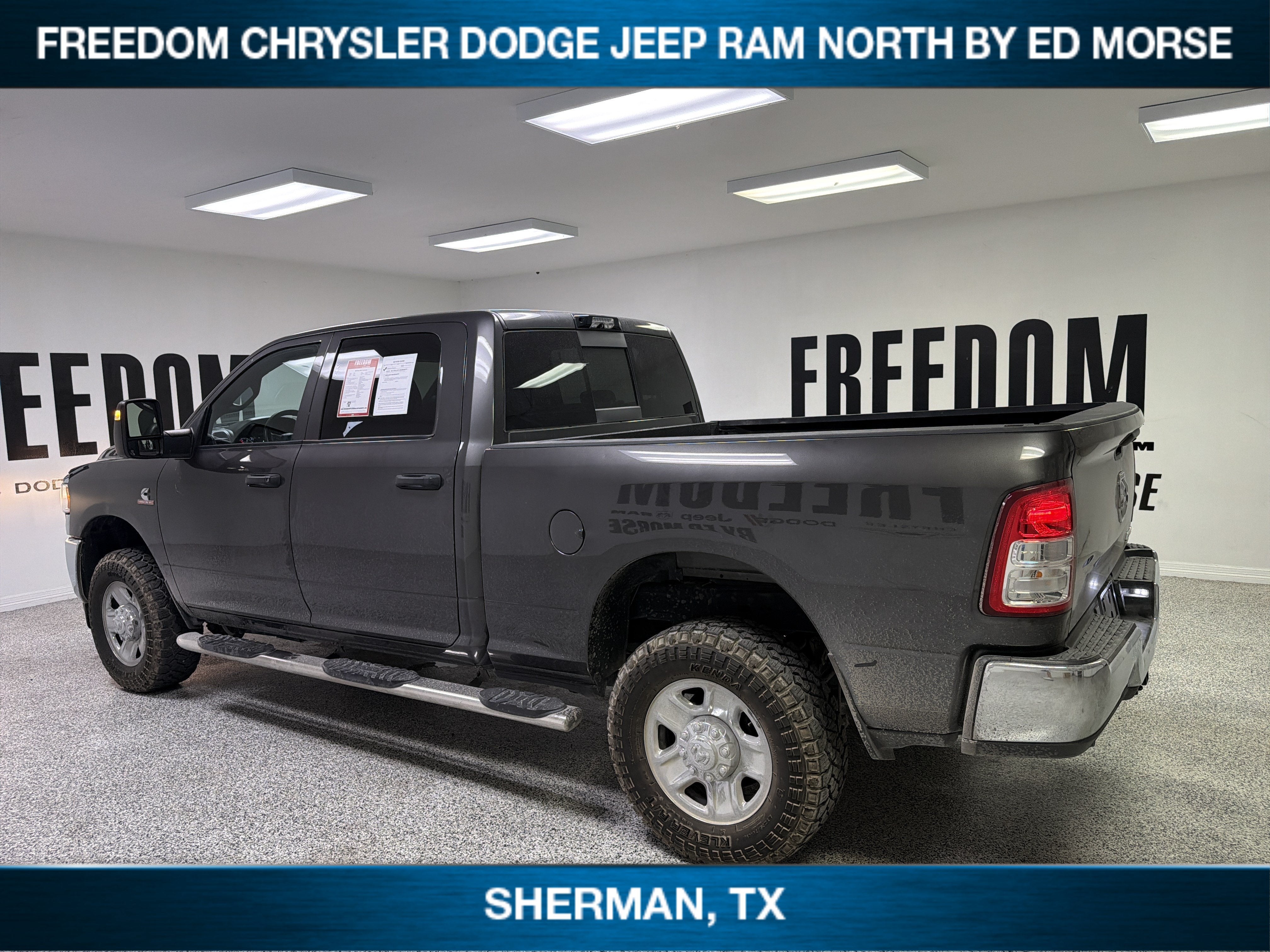 2024 RAM 2500 Tradesman Crew Cab 4x4 6'4' Box