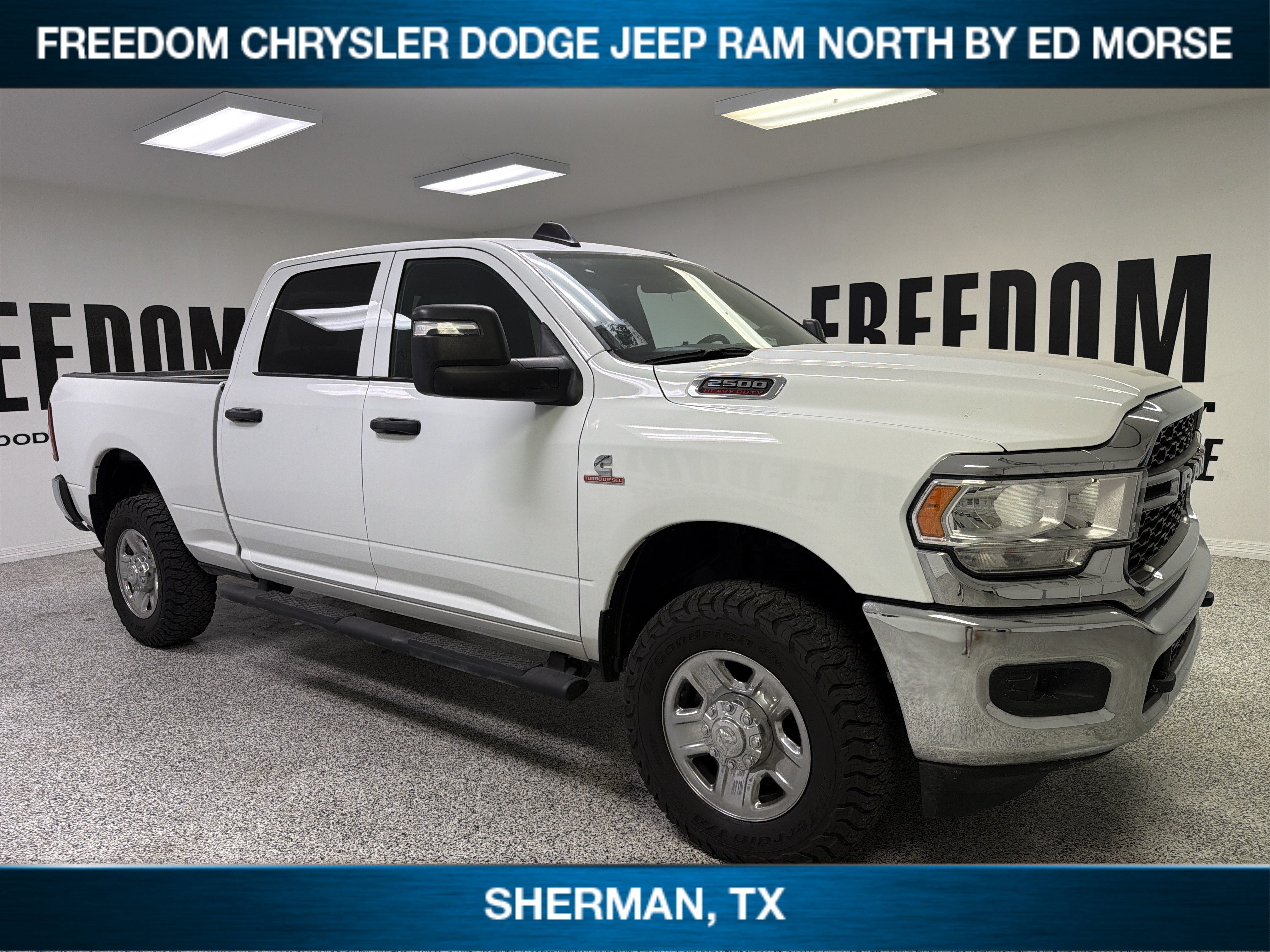 2024 RAM 2500 Tradesman Crew Cab 4x4 6'4' Box