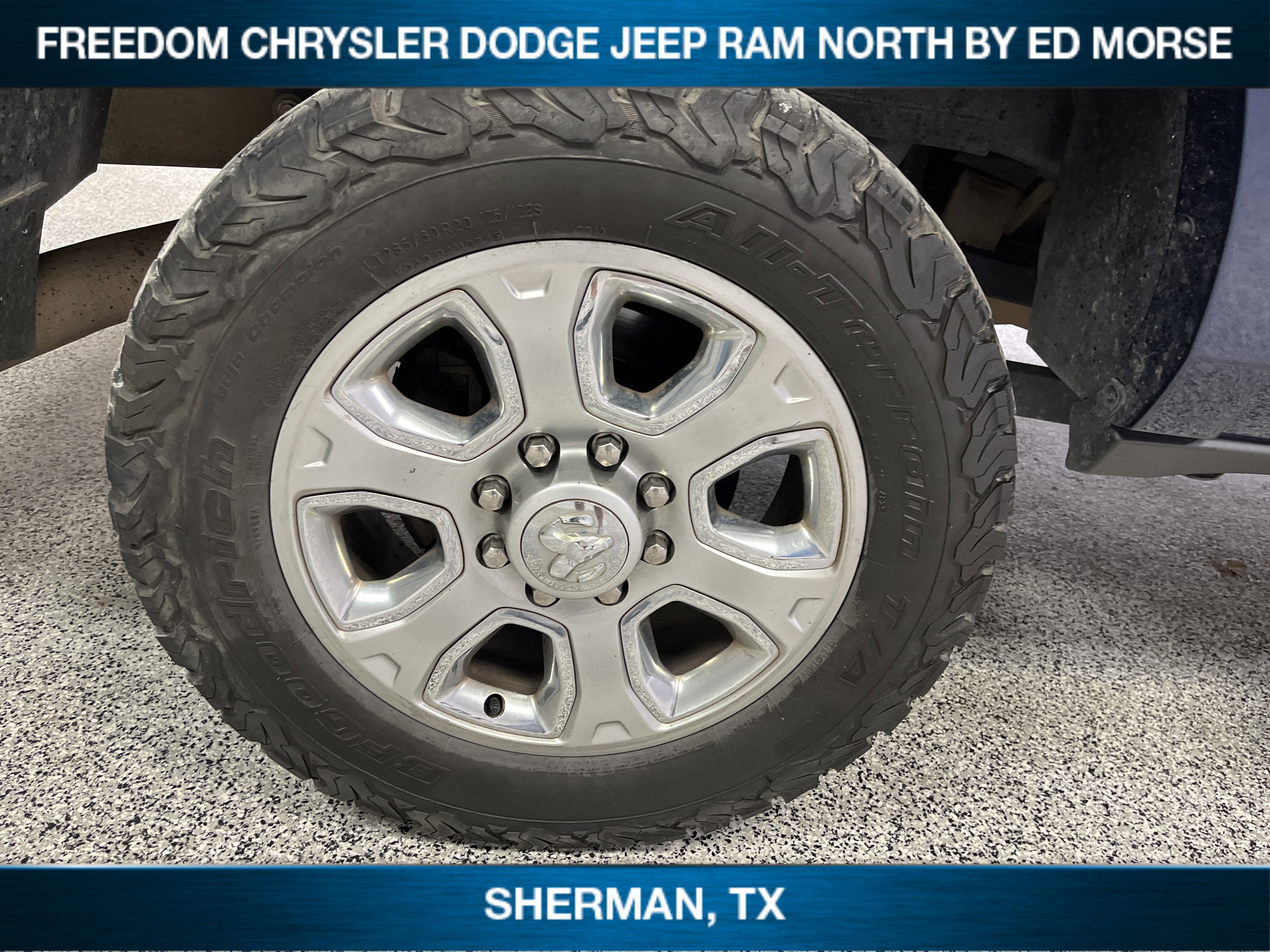 2019 RAM 2500 Laramie Crew Cab 4x4 6'4' Box